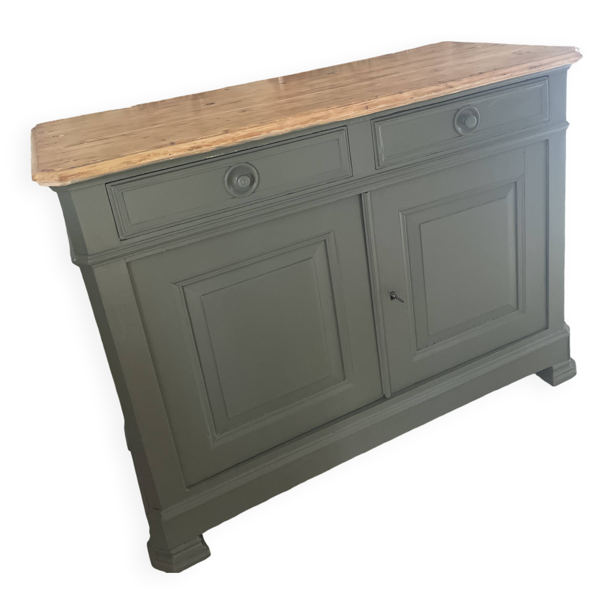 Grand Parisian buffet