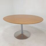Oval dining table by Pierre Paulin for Artifort