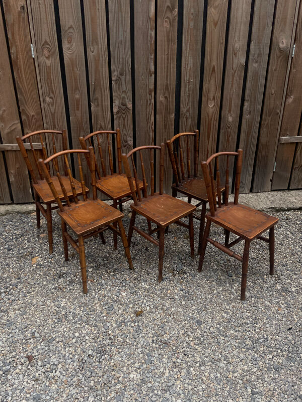 Six ancien bistro chaises à bois