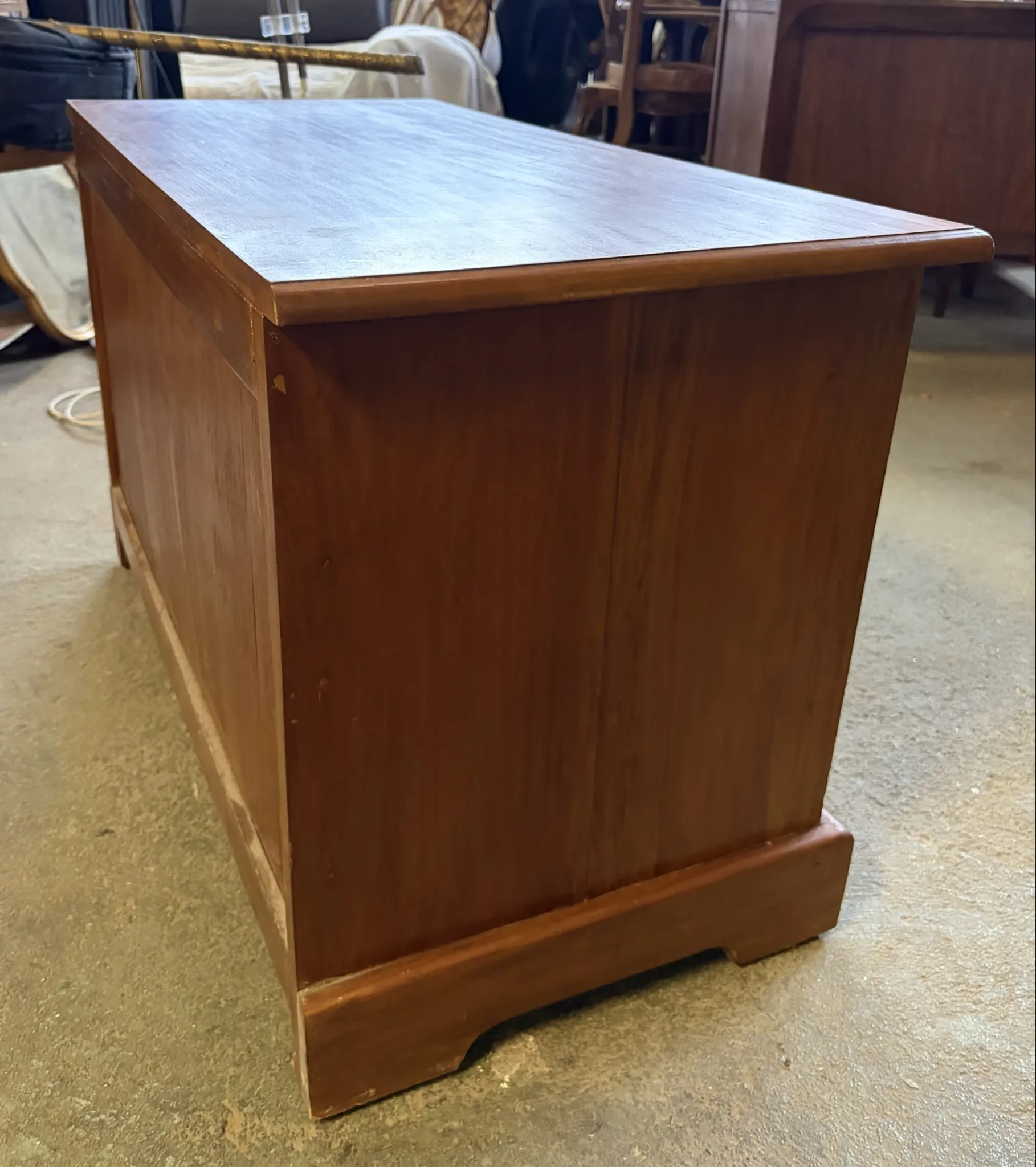 Meuble de rangement en bois