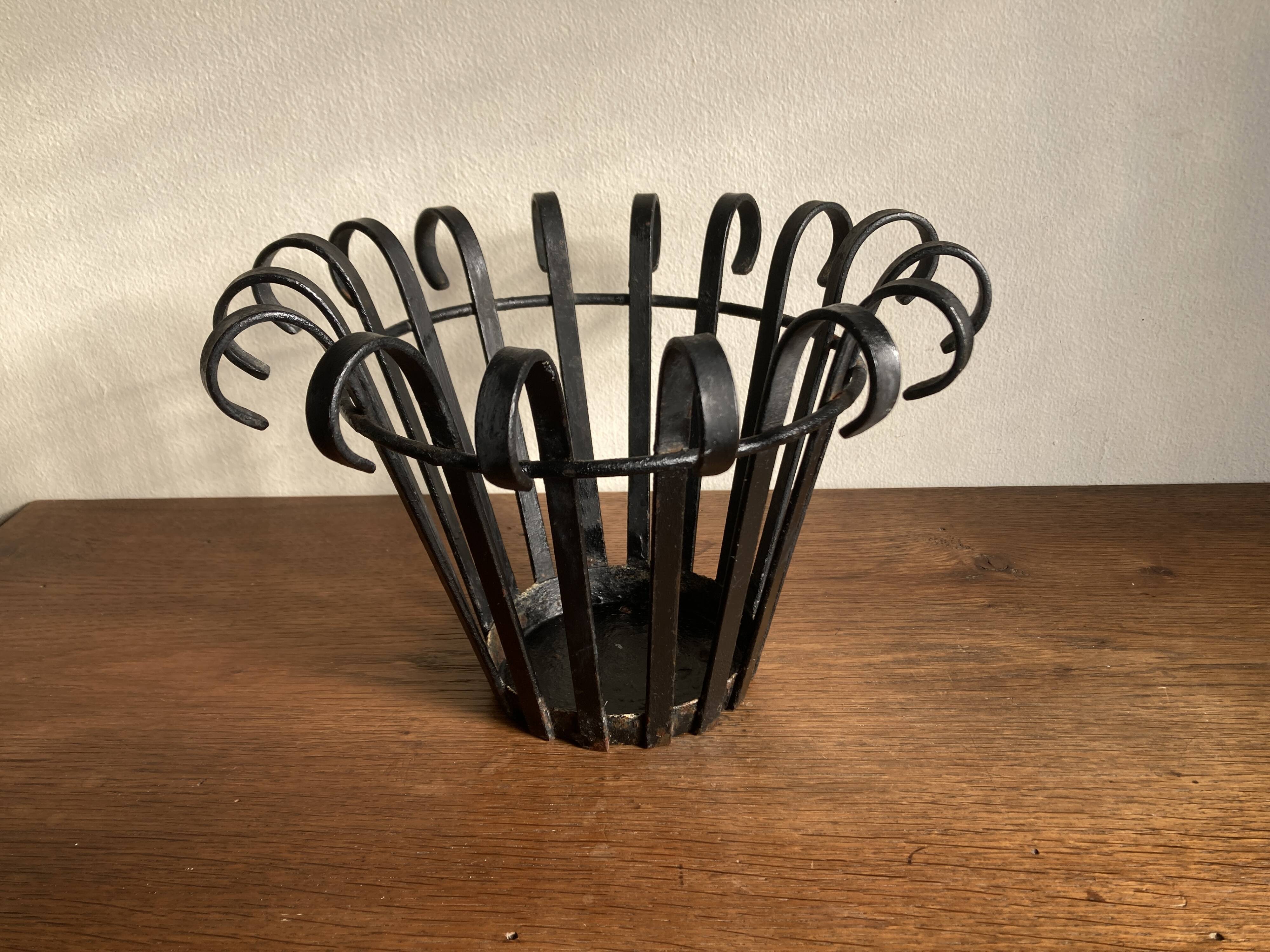 Cache pot mid century Provence en fers plats XL 1960