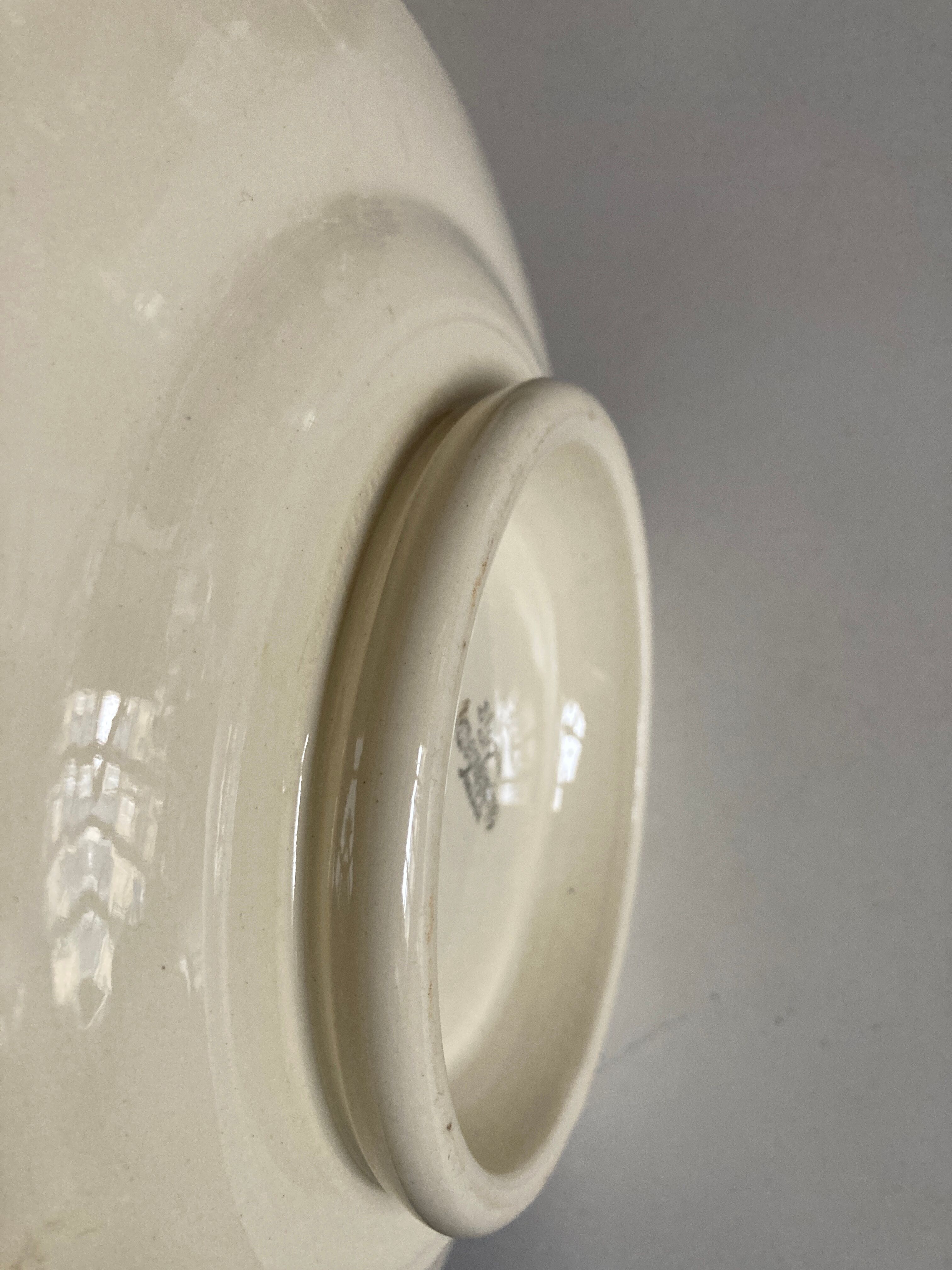 Sarreguemines ivory ivory pastry plate with godrons