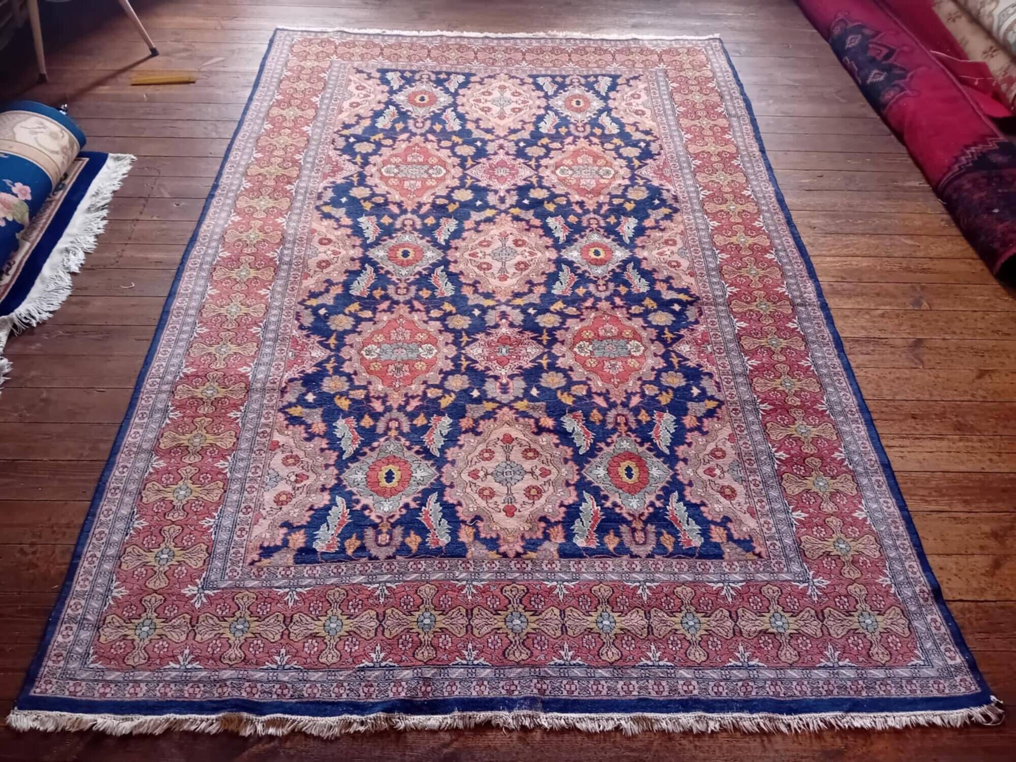 Tapis Pakistanais fait main 277x188cm