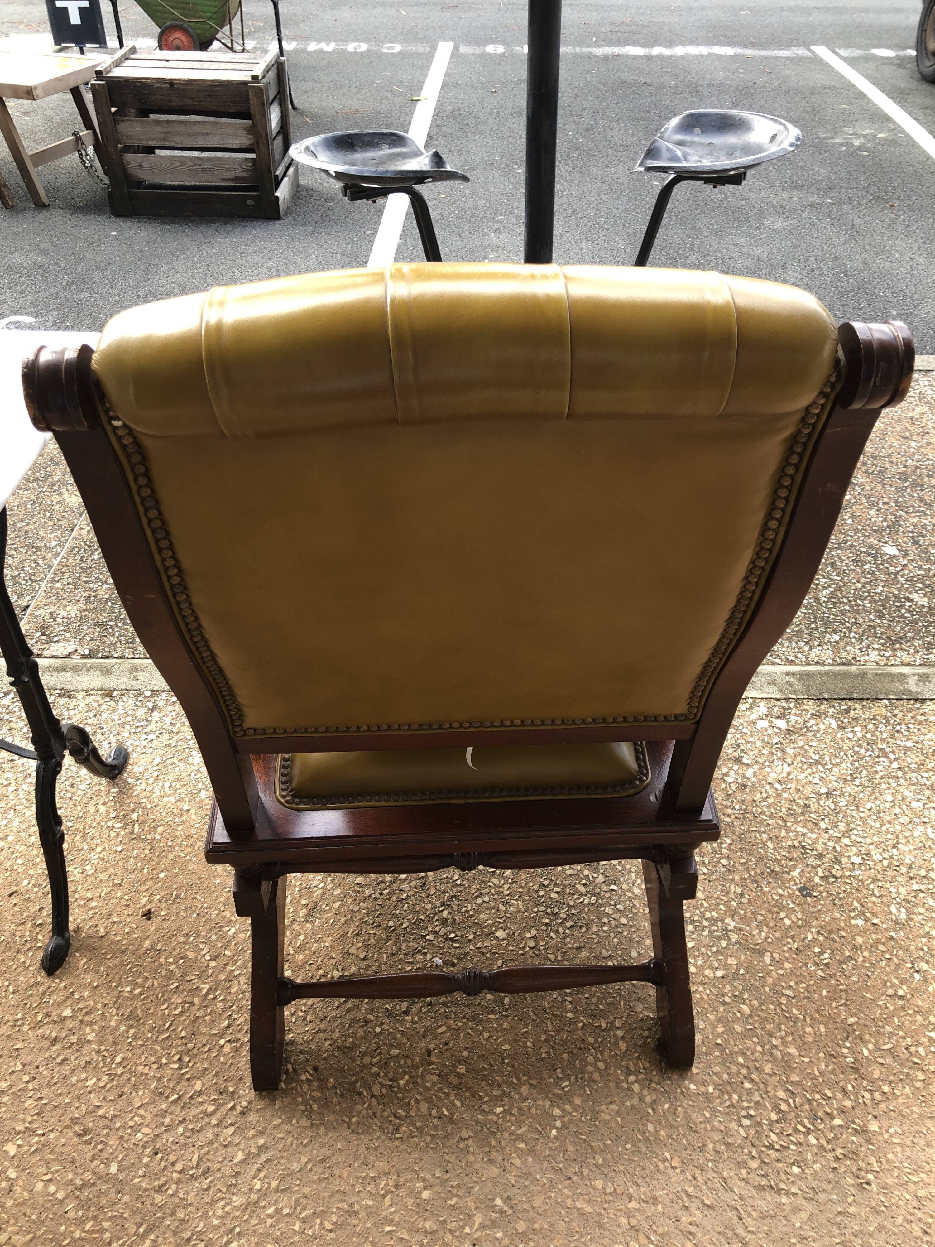 Rocking-chair chesterfield