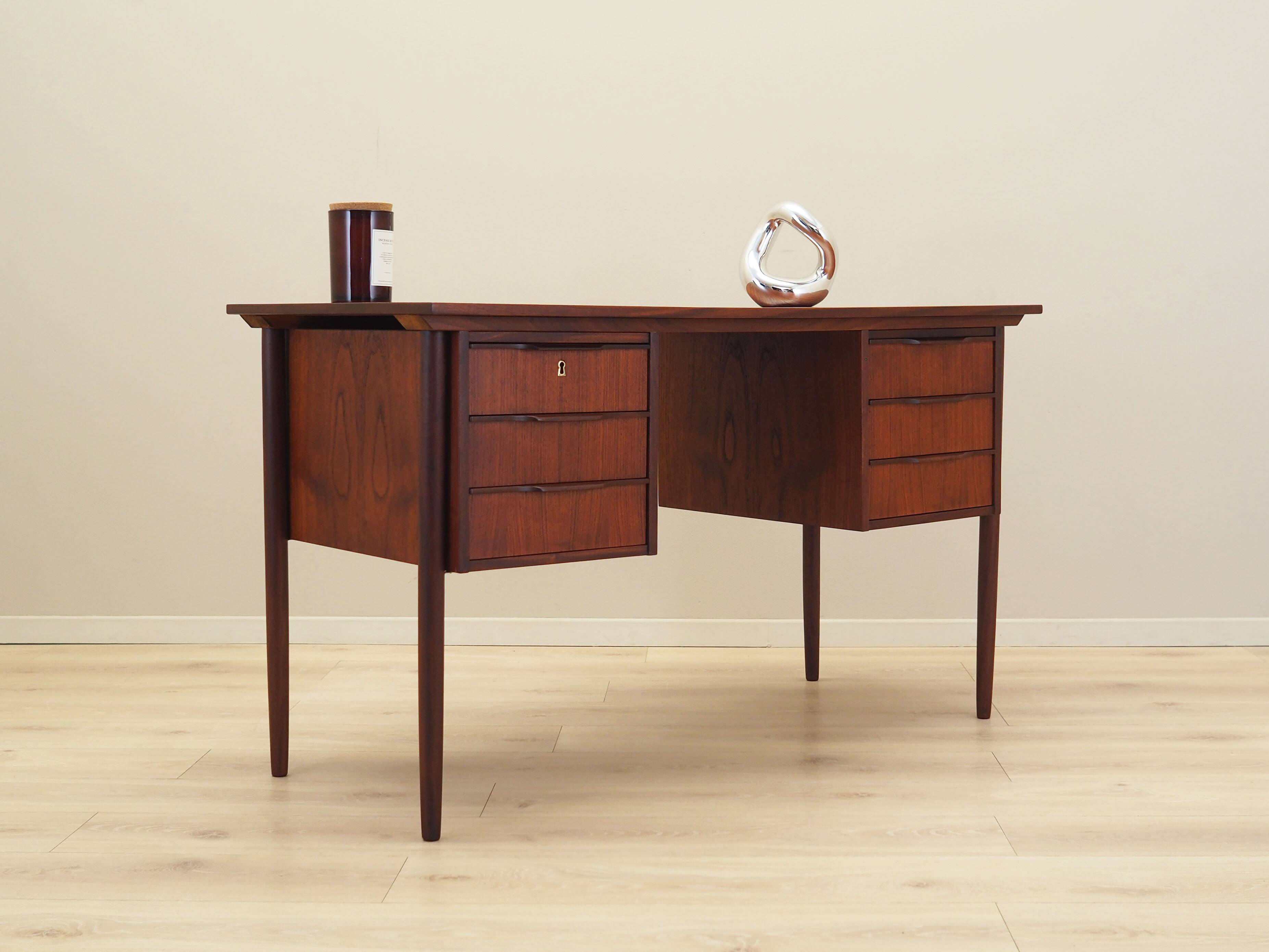 Teak desk, Danish design, 1970s, production: Denmark