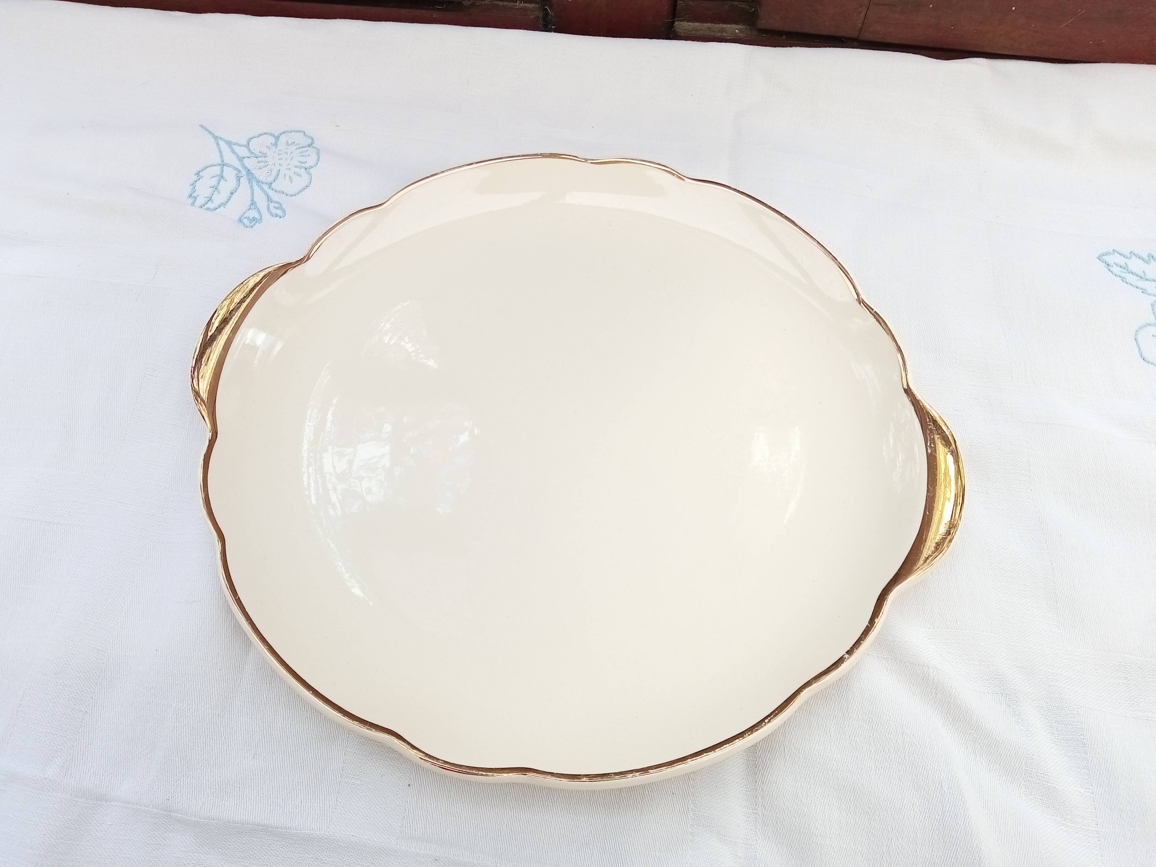 Set of 12 Villeroy & Boch dessert and dish plates
