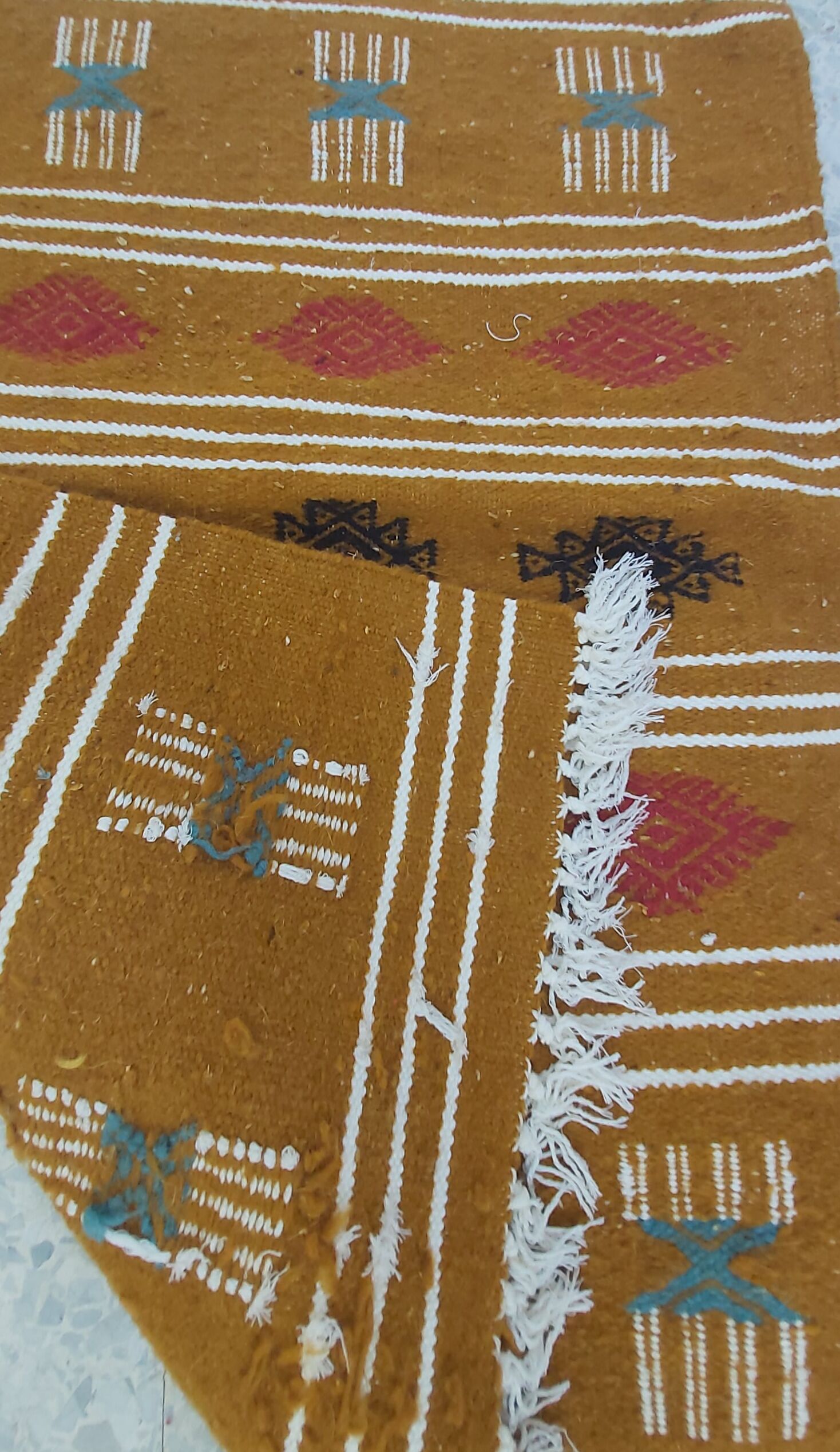 Tapis kilim multicolore fait main traditionnel