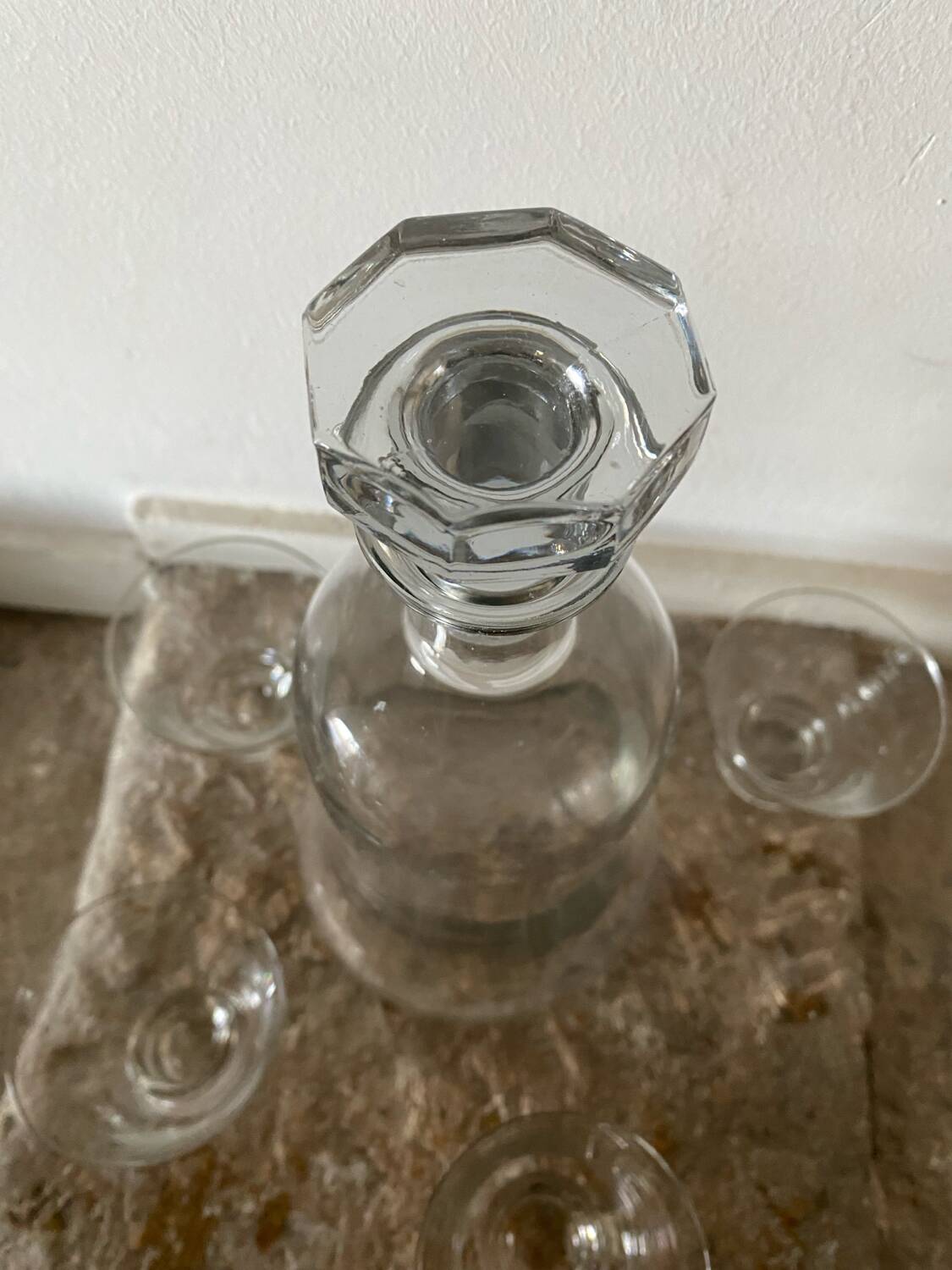 Decanter and glasses for whisky, wine, water, and liqueurs