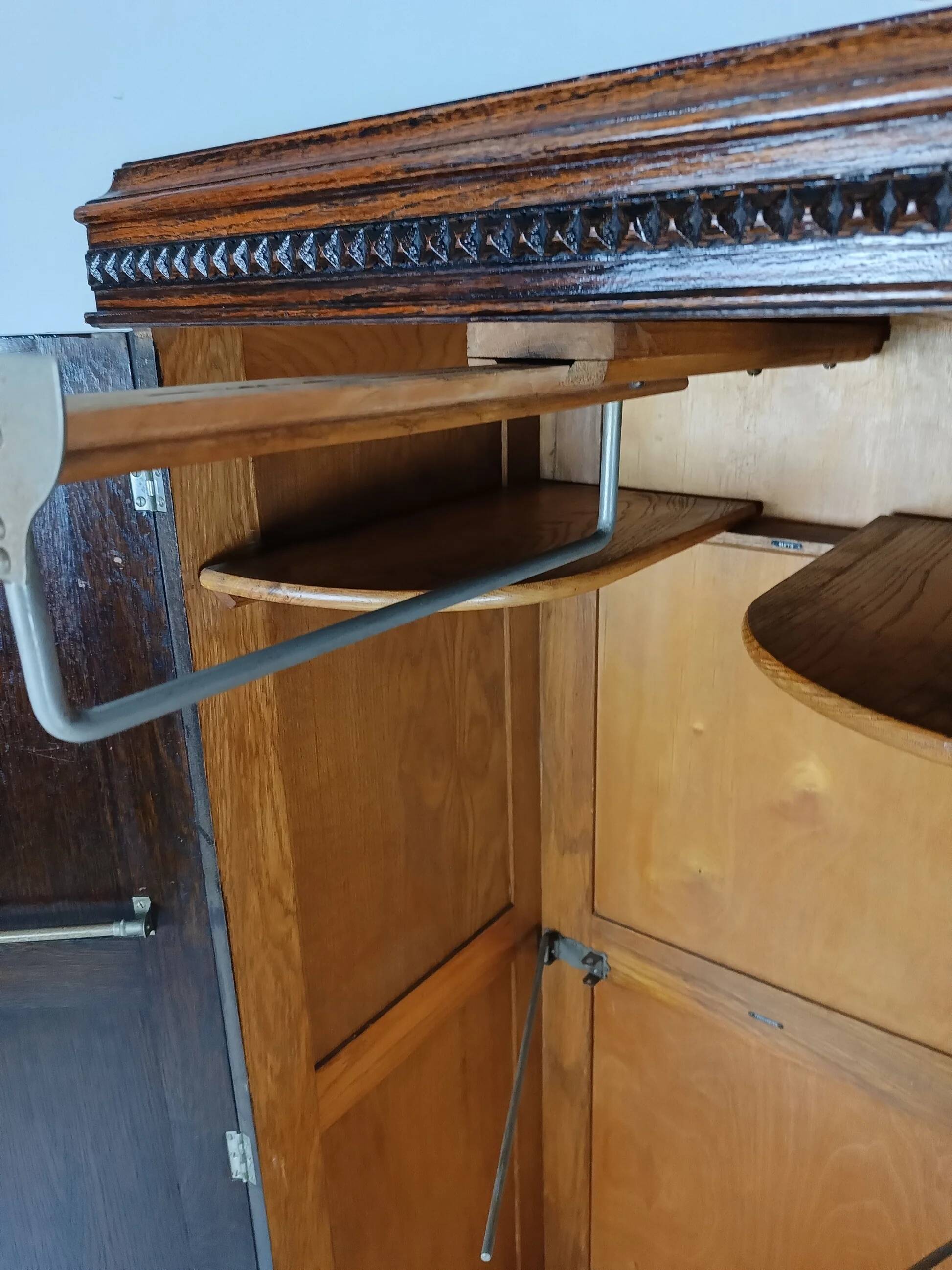 Superbe petite armoire Art Déco