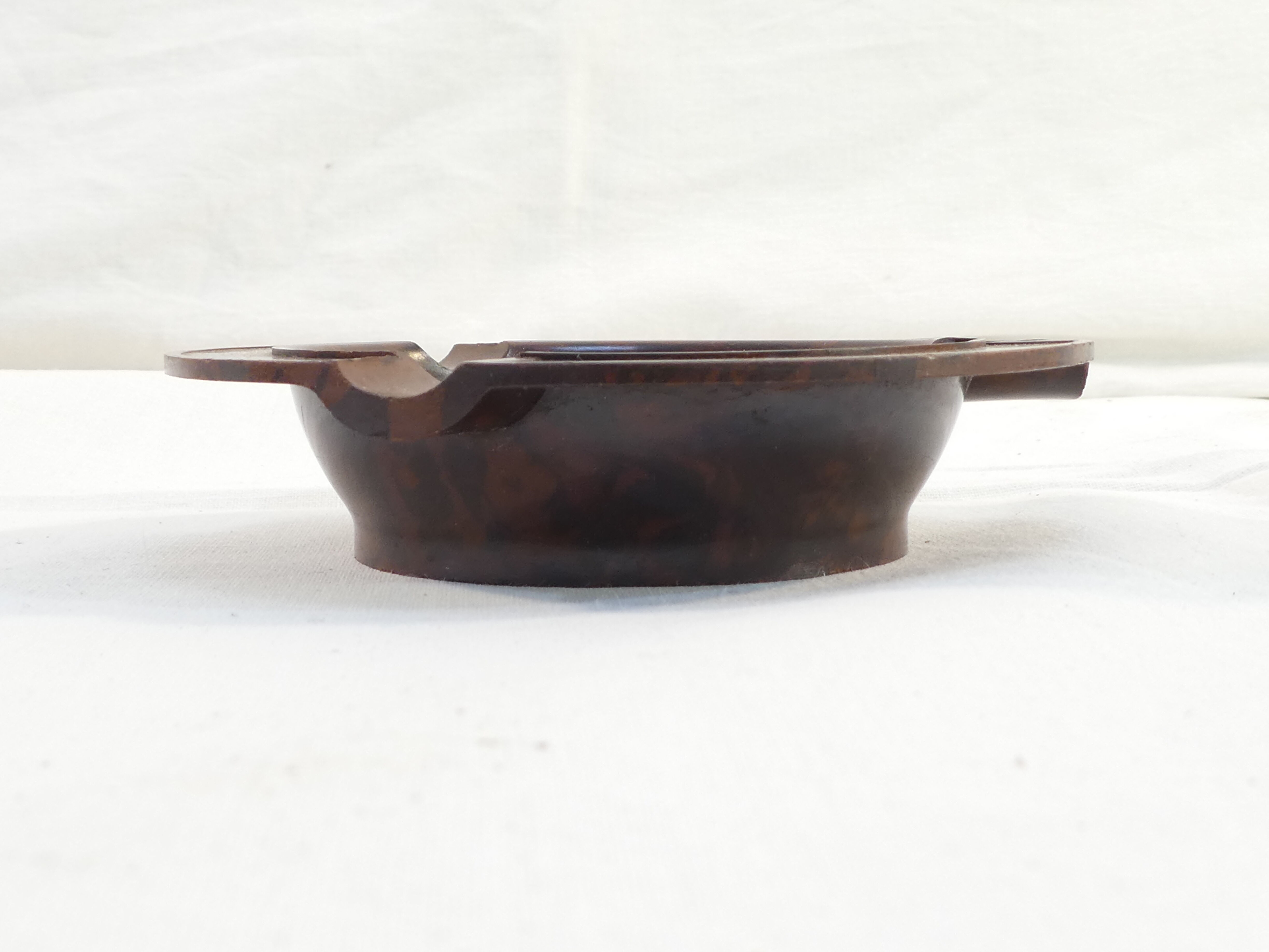 Art deco ashtray in bakelite