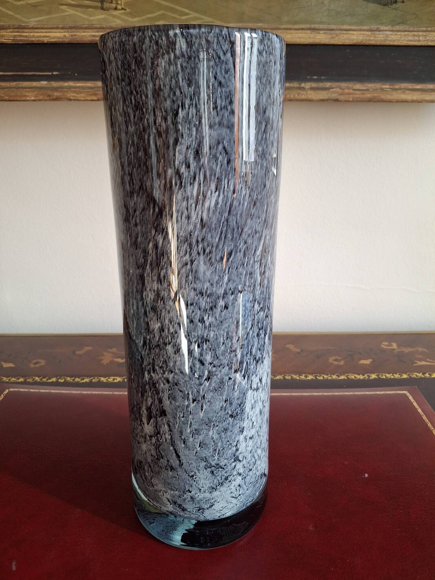 Large blown glass roller vase with speckled gray/purple camaieu decor