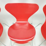 Set of 6 chairs "model 7" Arne Jacobsen for Fritz Hansen, Denmark, 1991