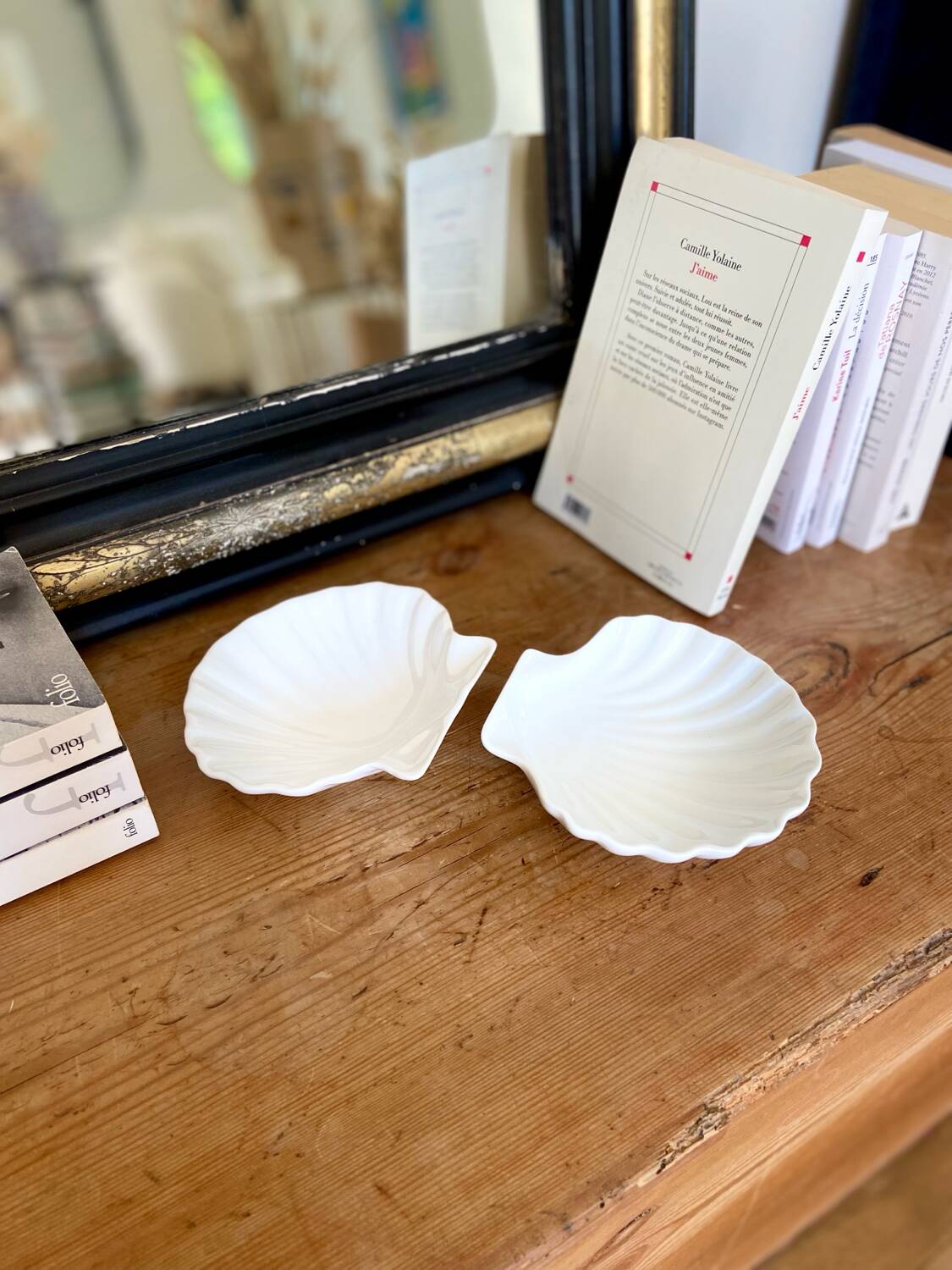 Earthenware "Shells" pocket emptier - 1970.