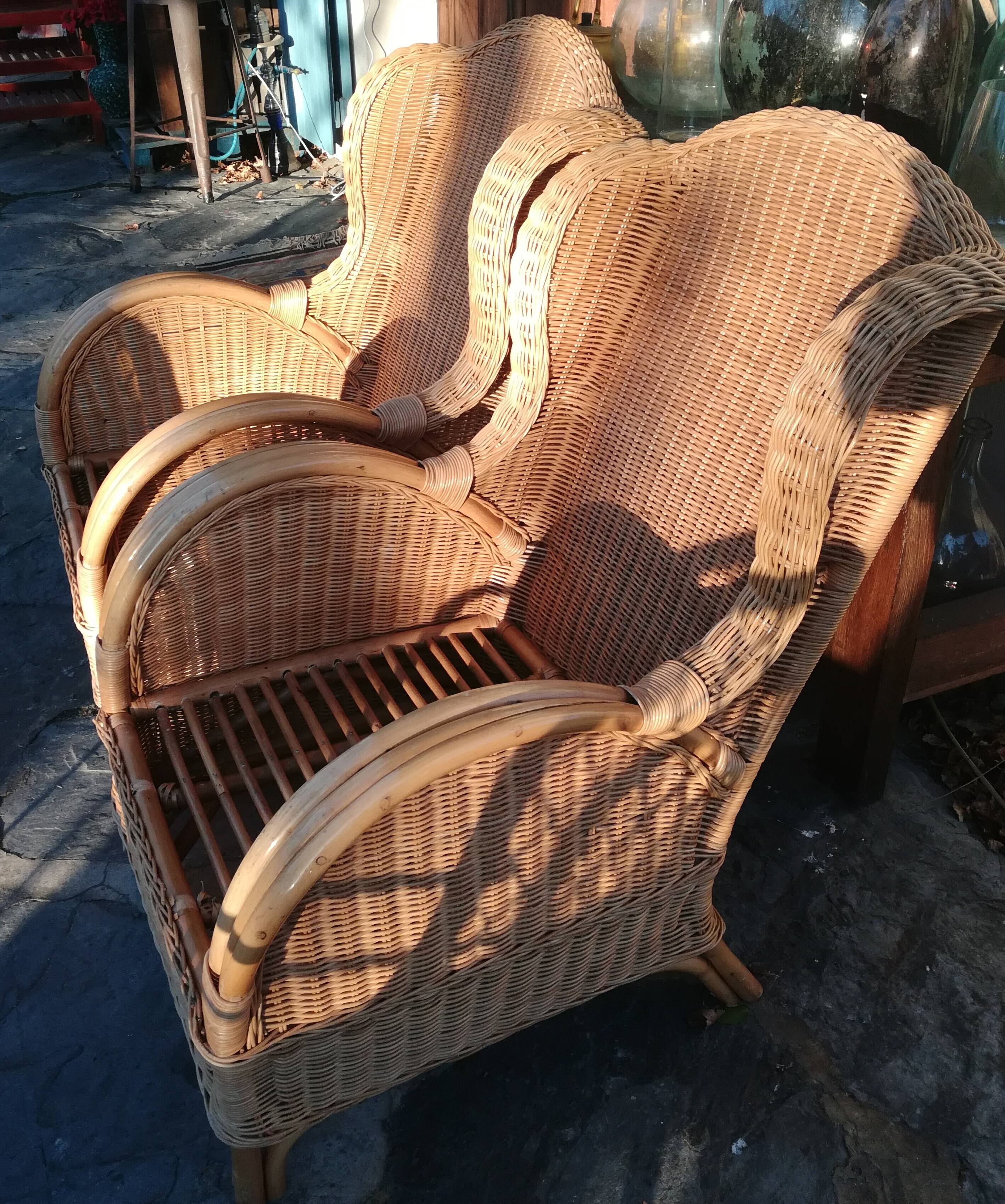 Paire de fauteuils en rotin