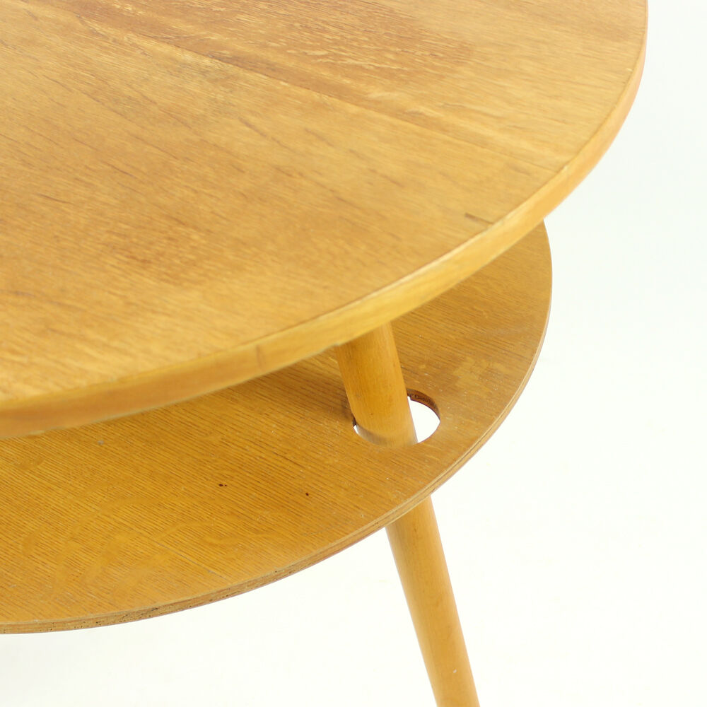 Table basse ronde Drovopodnik Holesov, circa 1960