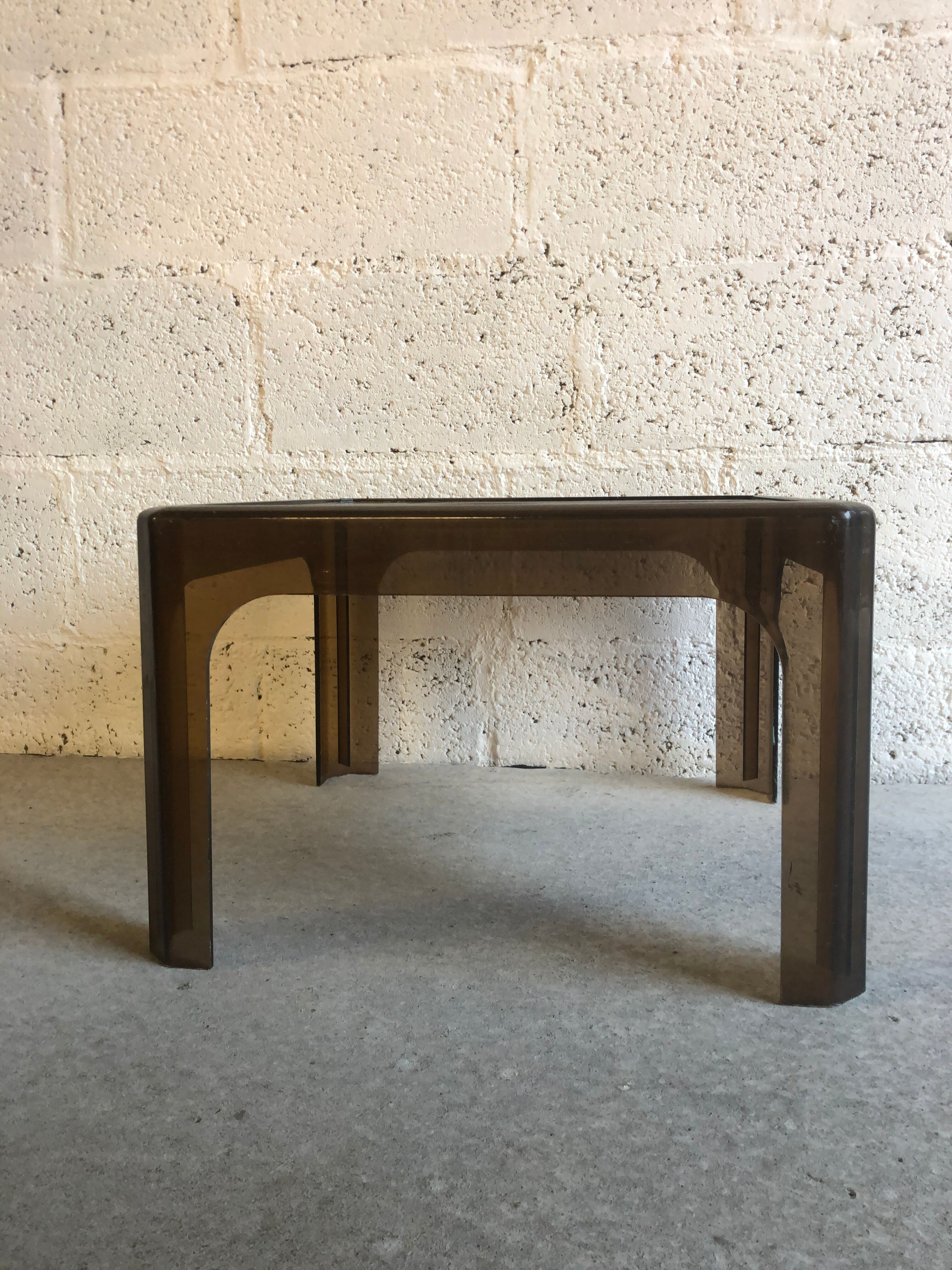 Smoked plastic coffee table 70s