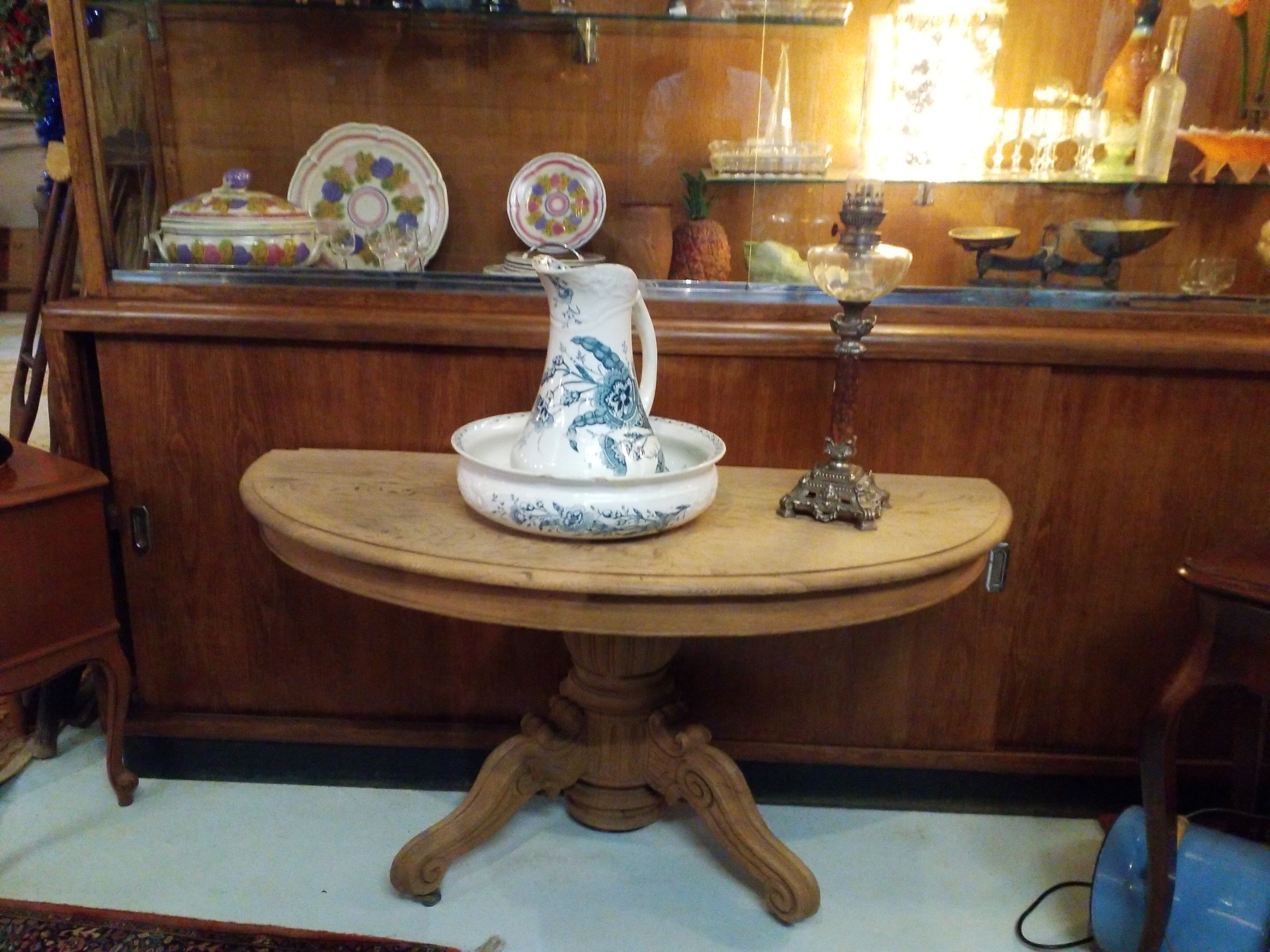 Half-moon console