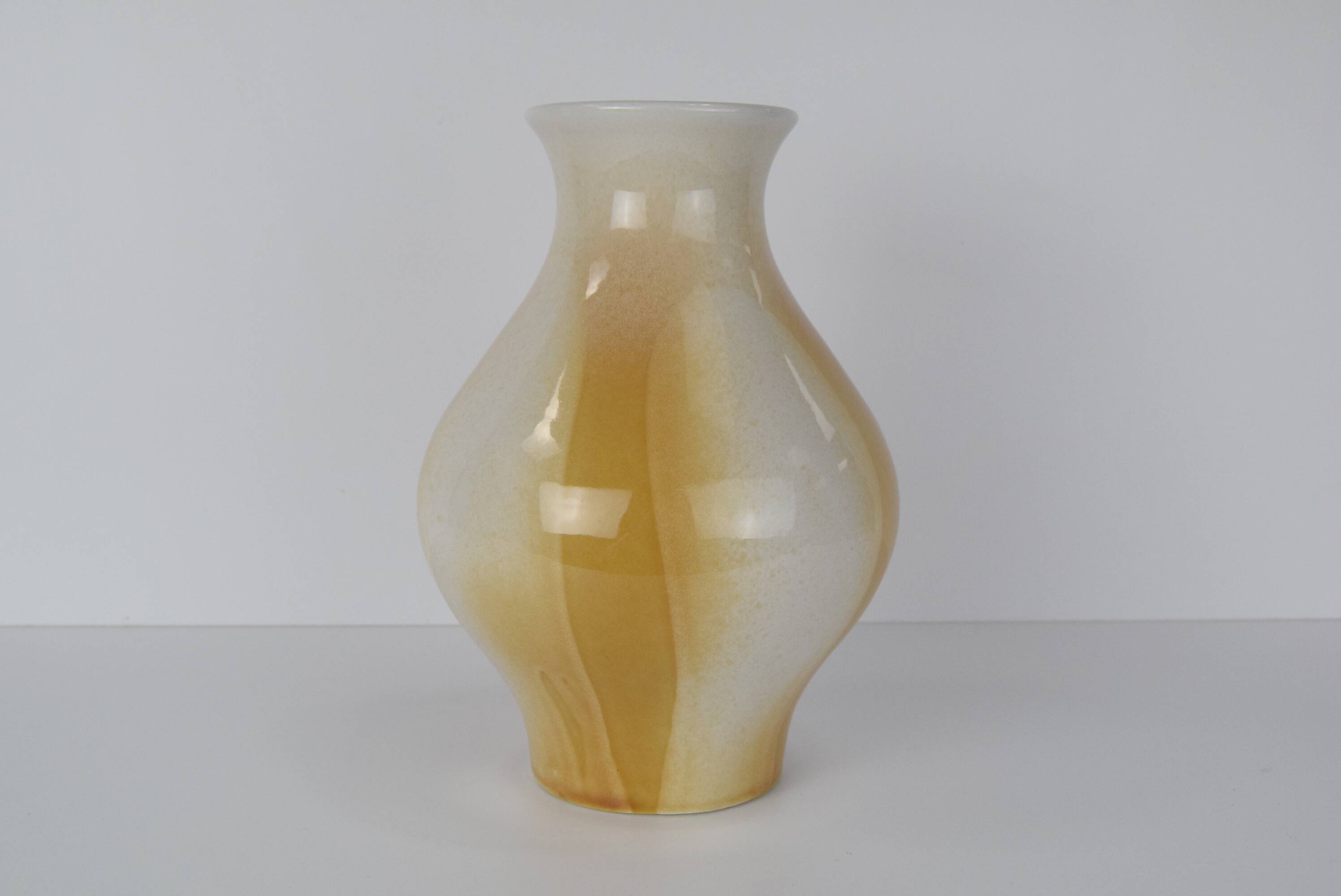 Mid-century Design Vase by Ditmar Urbach, Collection JULIE, 1964.