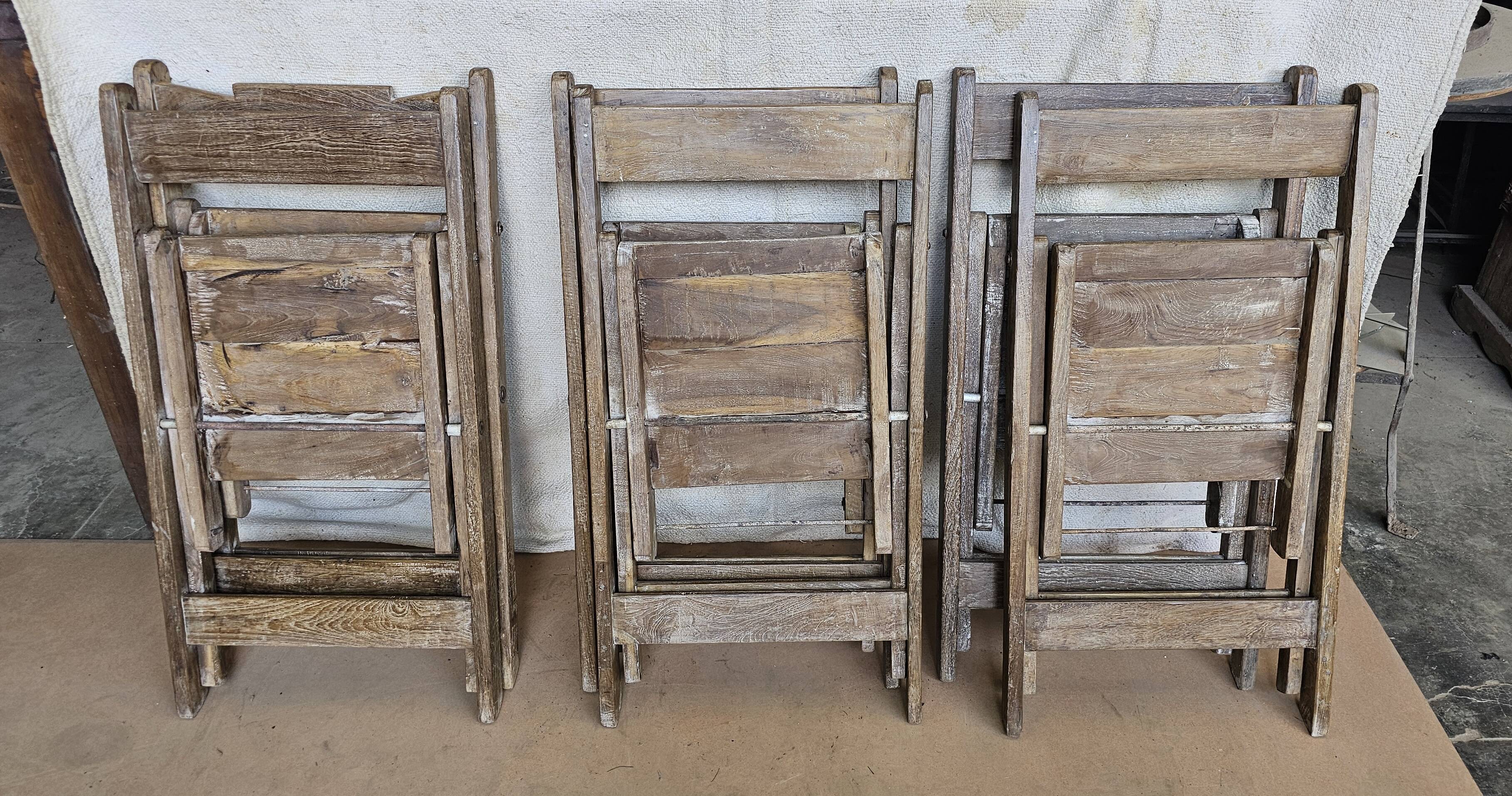 Set of 6 folding cinema chairs in teak