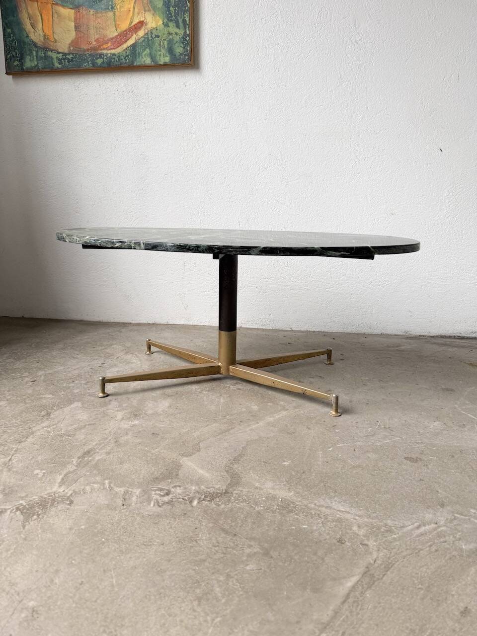 Table basse en marbre vert et laiton par Michel Kin pour Arflex