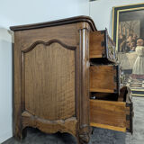 18th century Lyonnaise chest of drawers in carved walnut and bronze