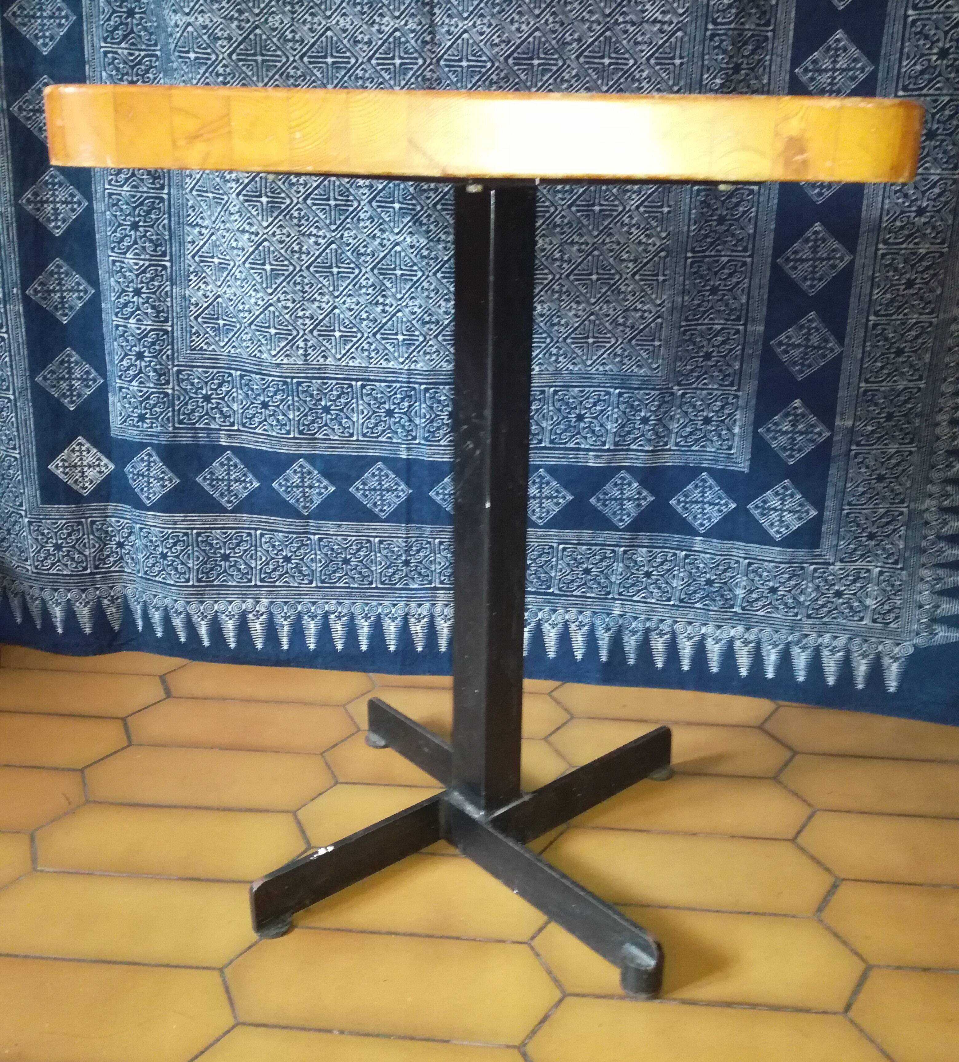 Charlotte Perriand side table 1974