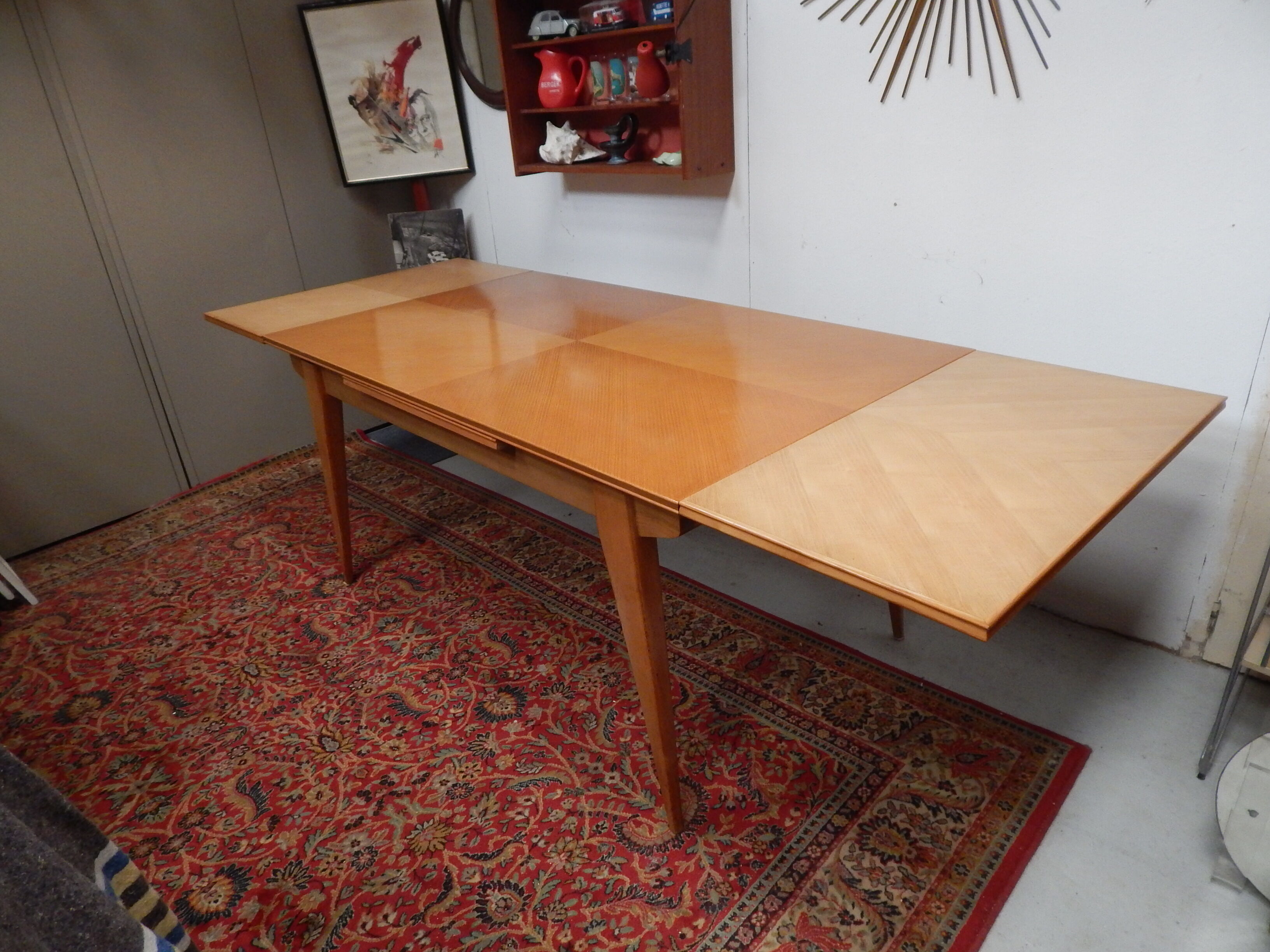Extending table with vintage compass legs 50s