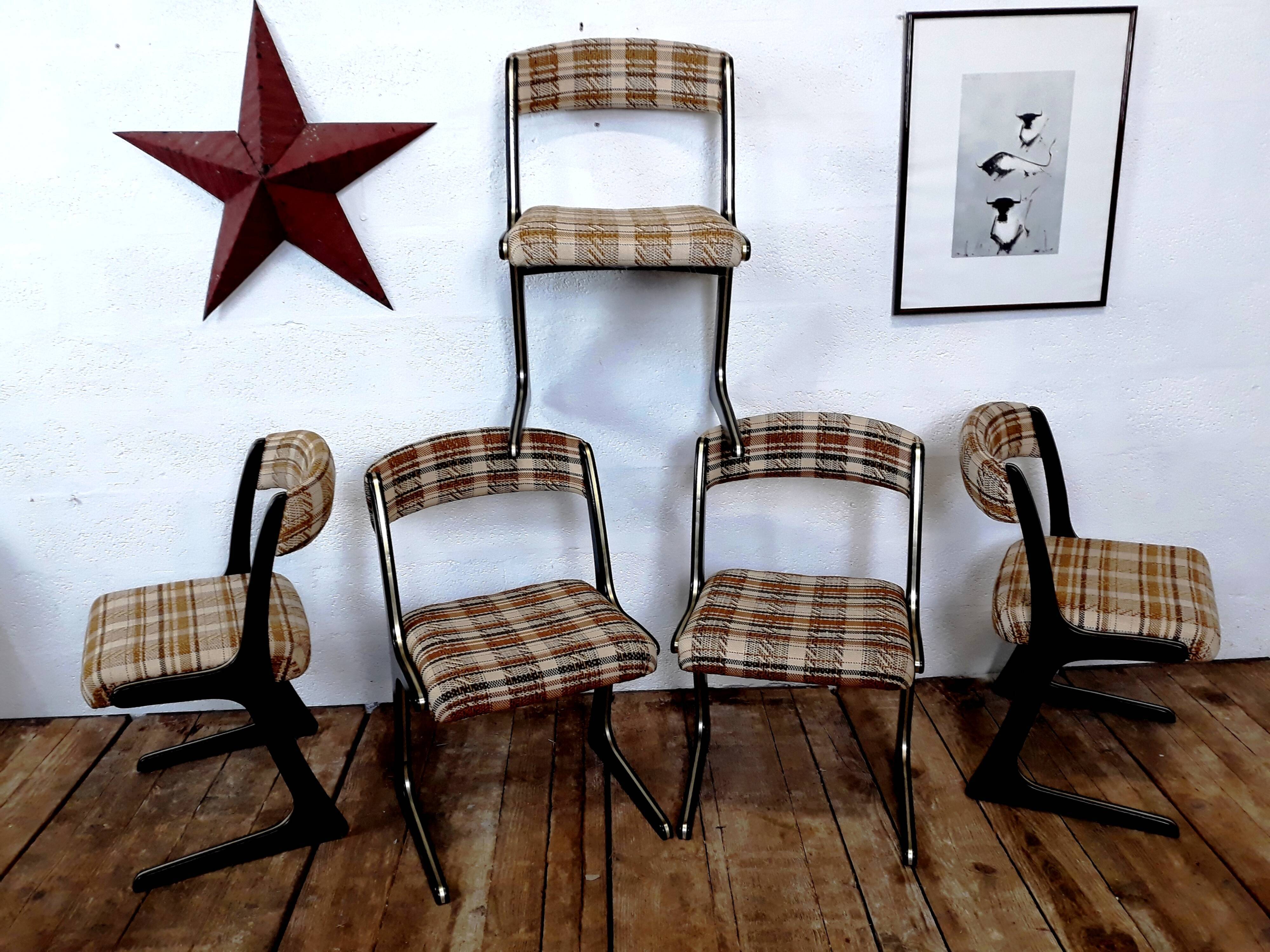 5 vintage chairs