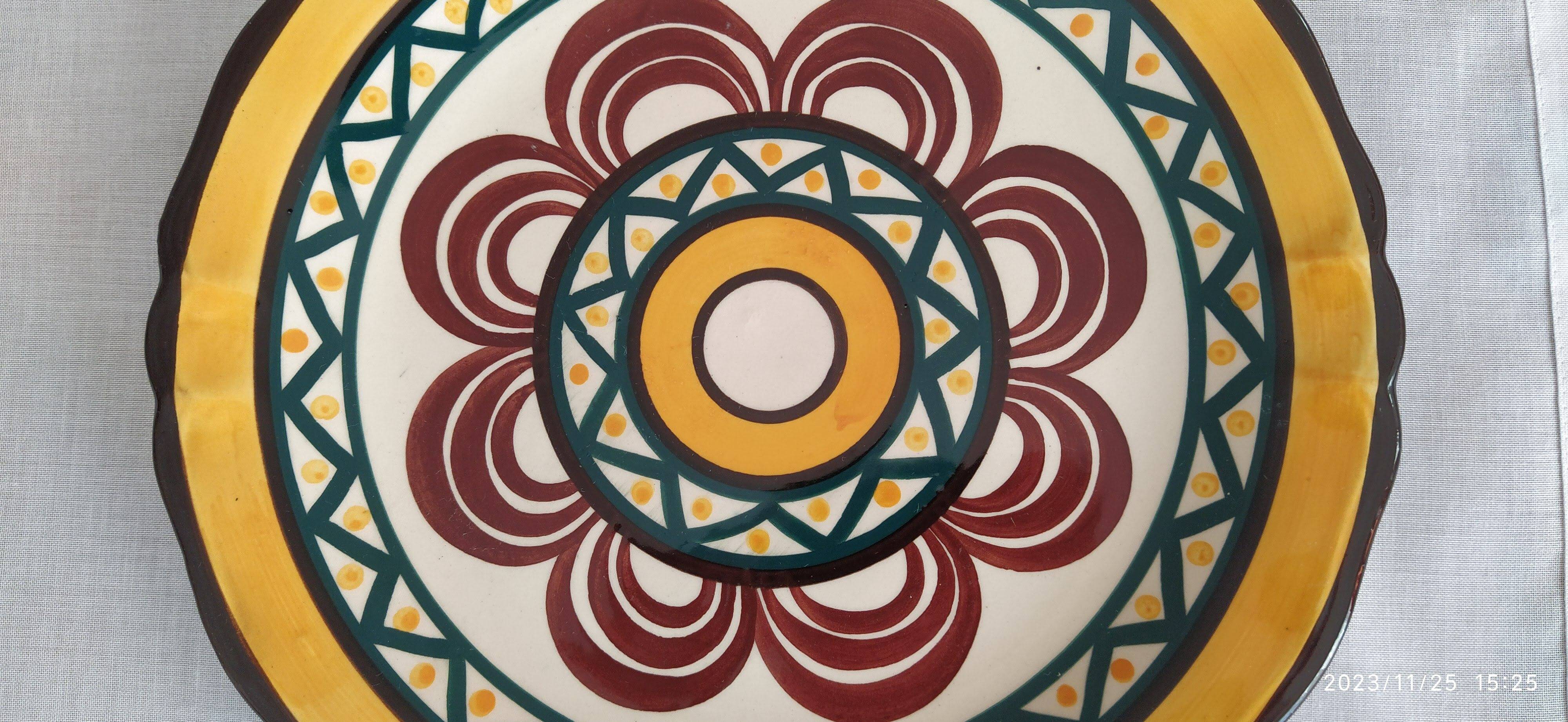 Earthenware plate from St Jean de Bretagne