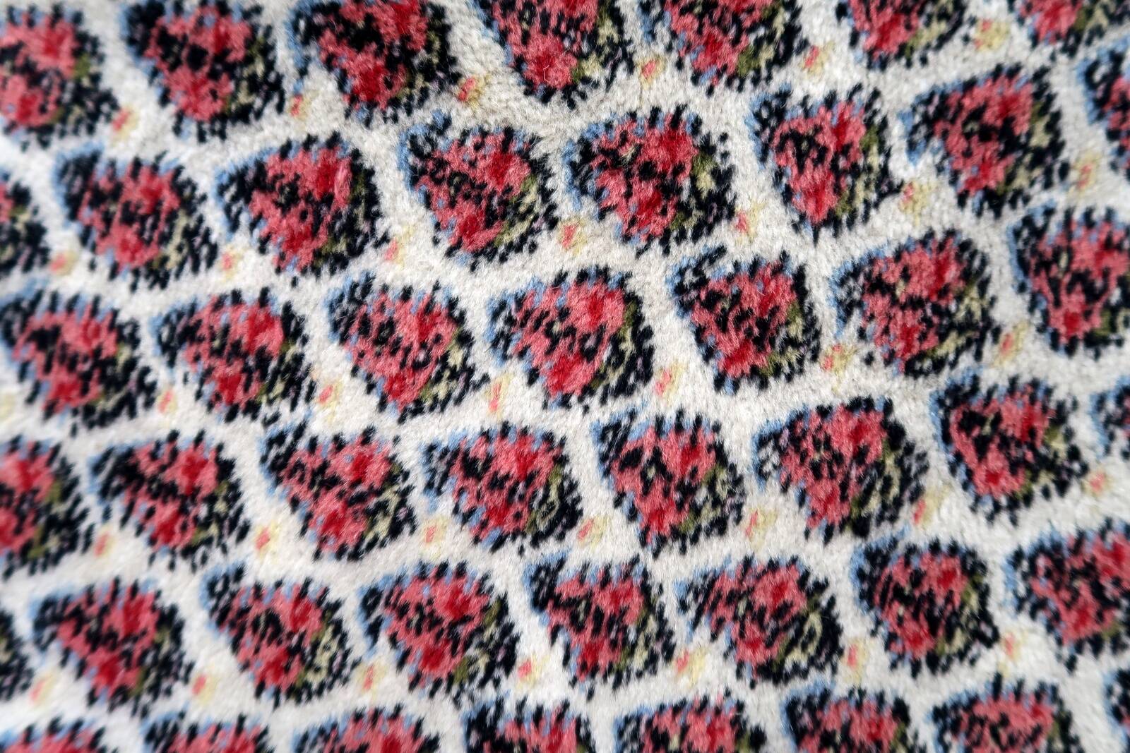 Tapis vintage indien Seraband fait main en laine – 94 x 162 cm – 1970s