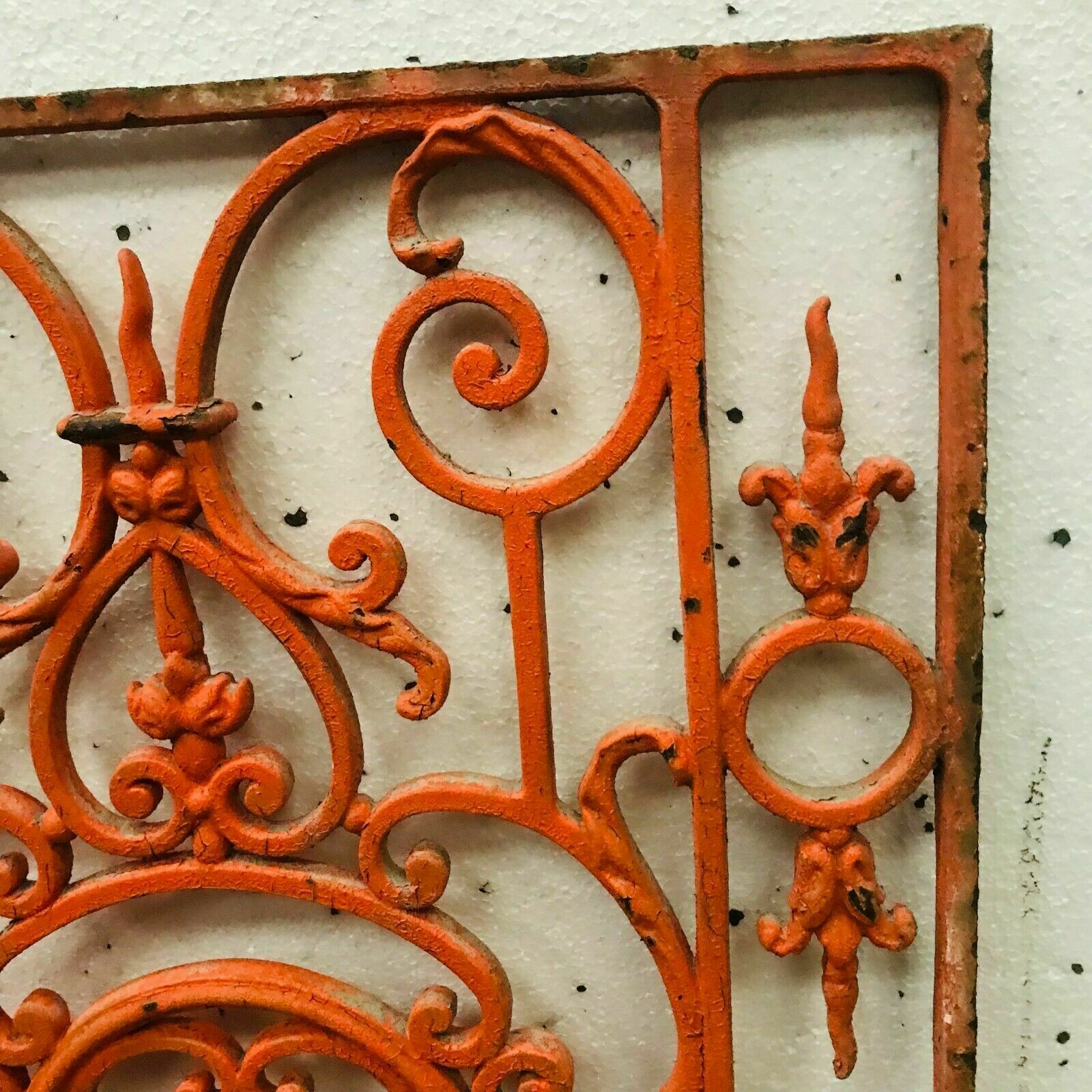 Wrought iron decoration grid XX century