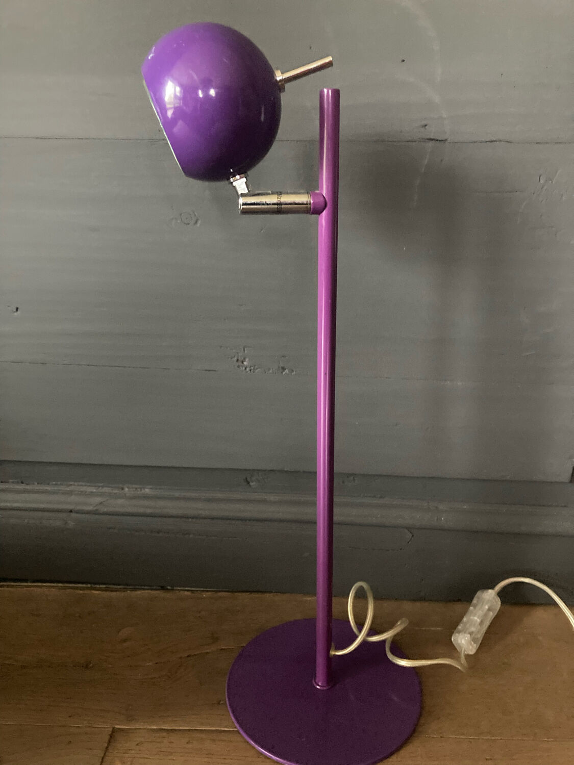 Purple eye ball lamp