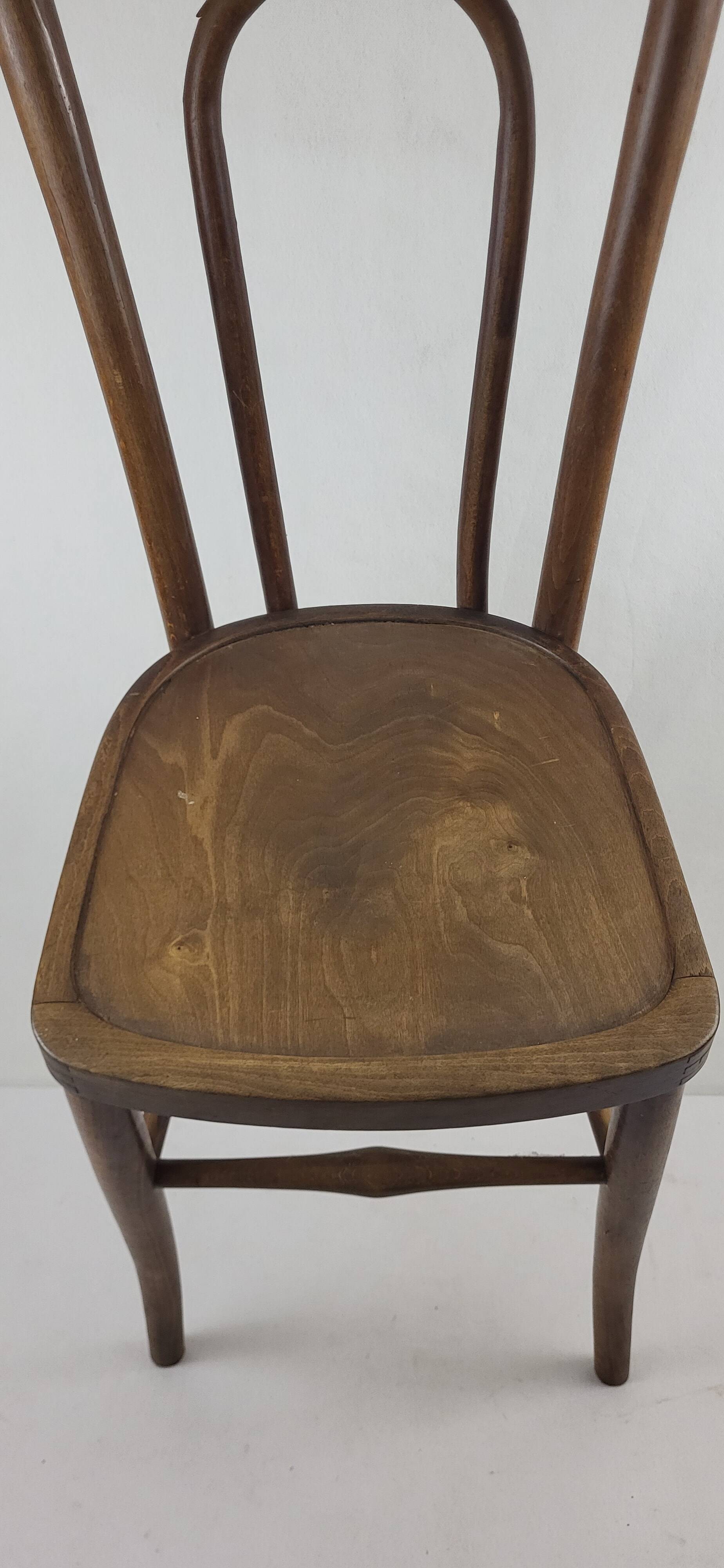 Bentwood bistro chair