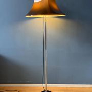 Lampadaire Space Age Mid-Century « Witch Hat » par Willem Hagoort