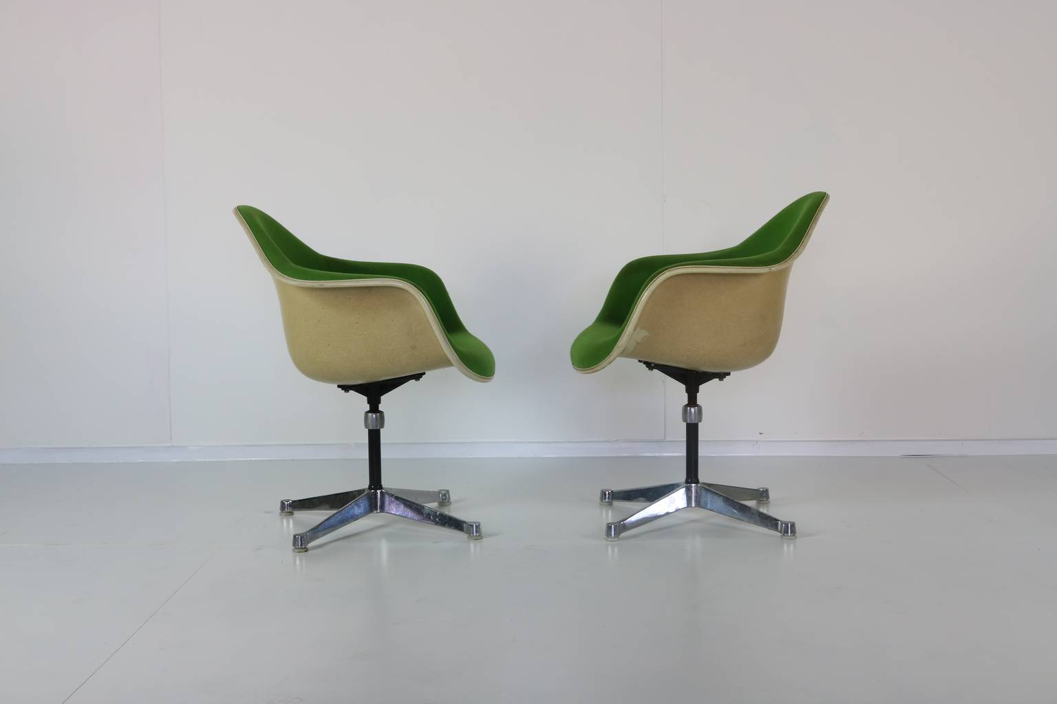 Two armchairs Charles and Ray Eames