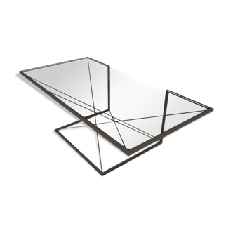 Table basse rectangulaire en acier et en verre