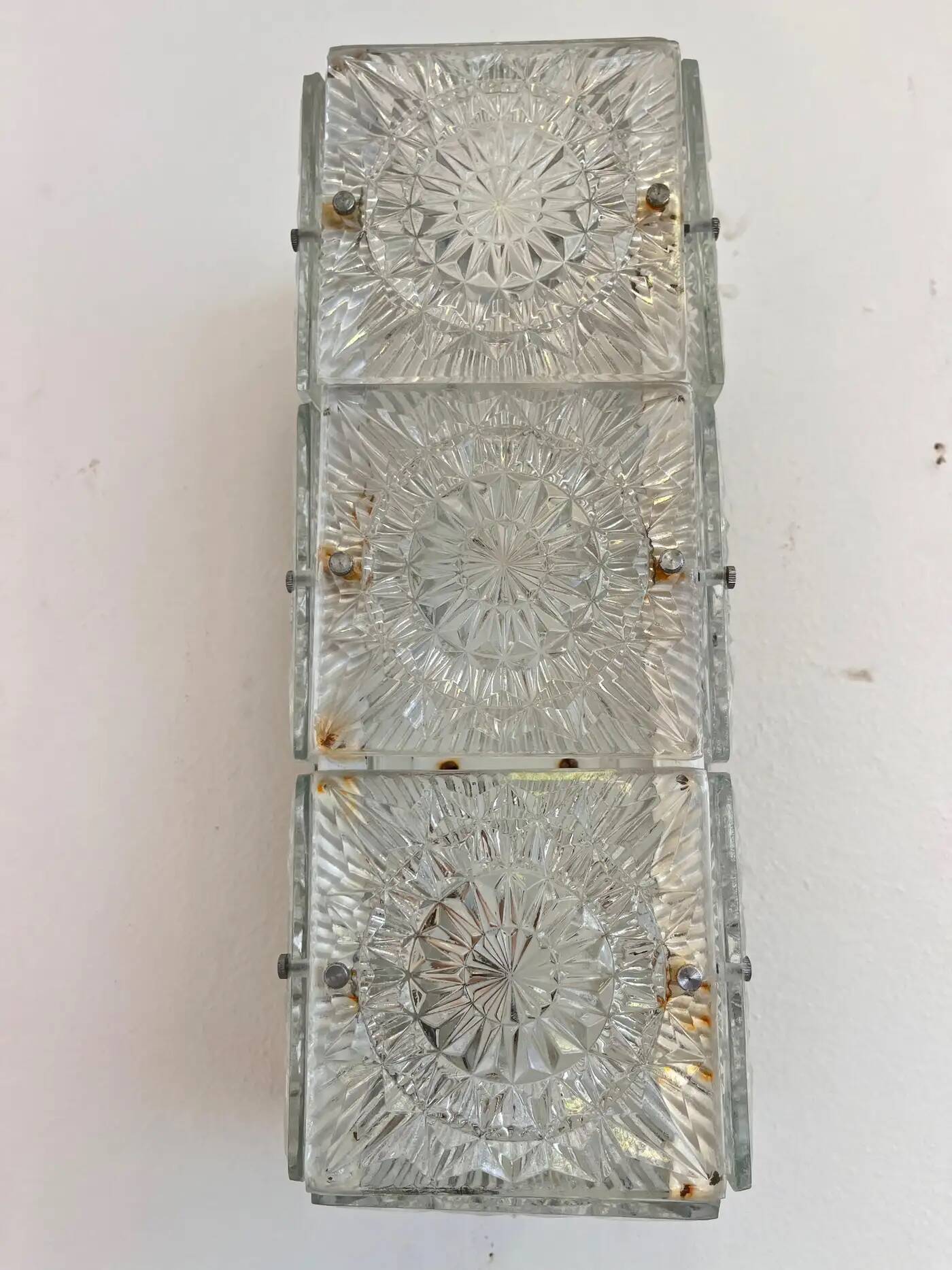 Paire de grandes appliques murales en verre au design des années 50 par Kamenický Šenov, années 1970.