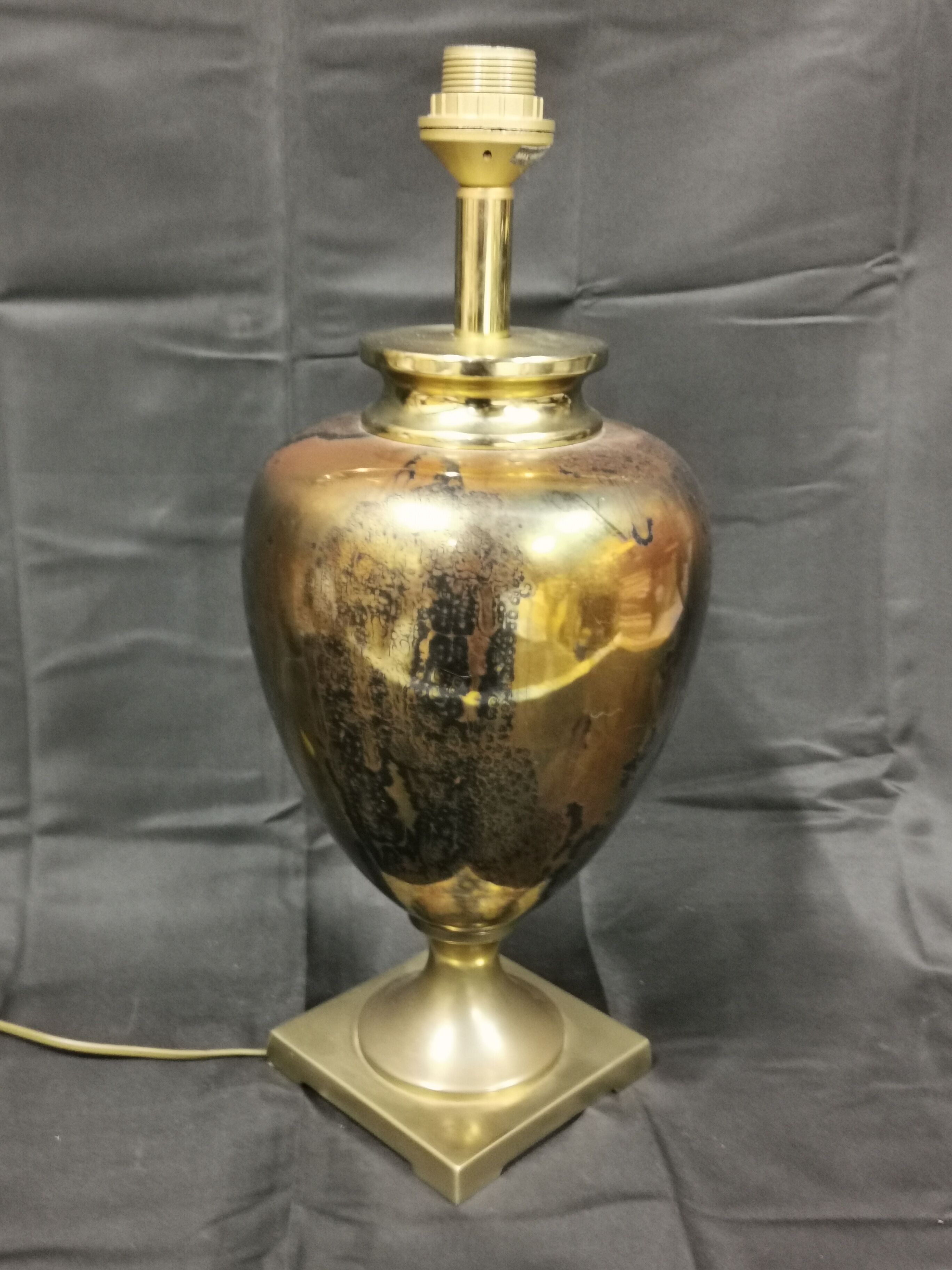 Vintage lamp, design LE DAUPHIN