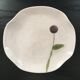 Plat décor fleur mauve