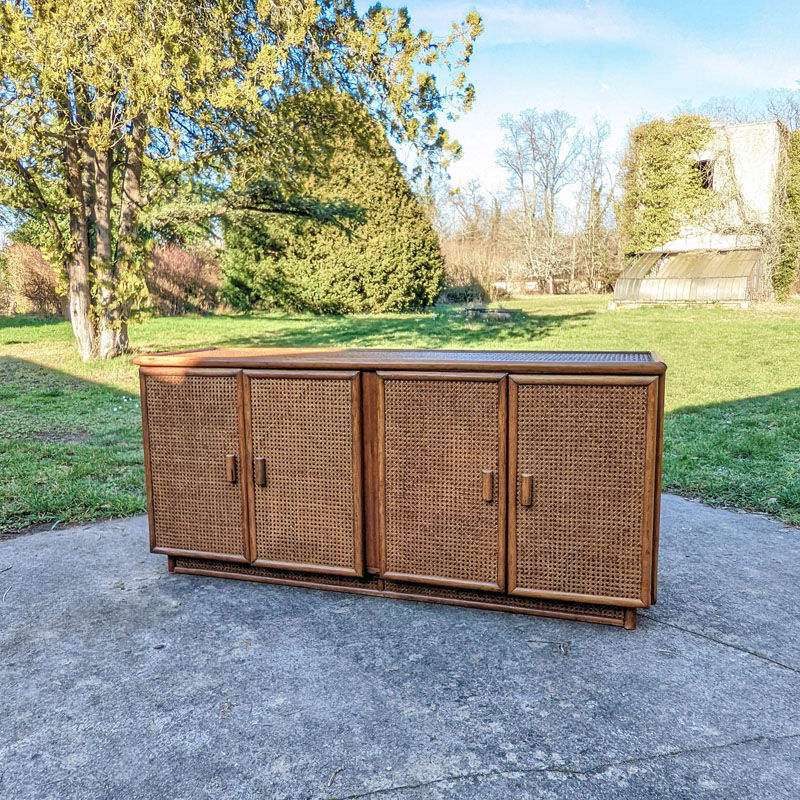 Rattan and canning buffet