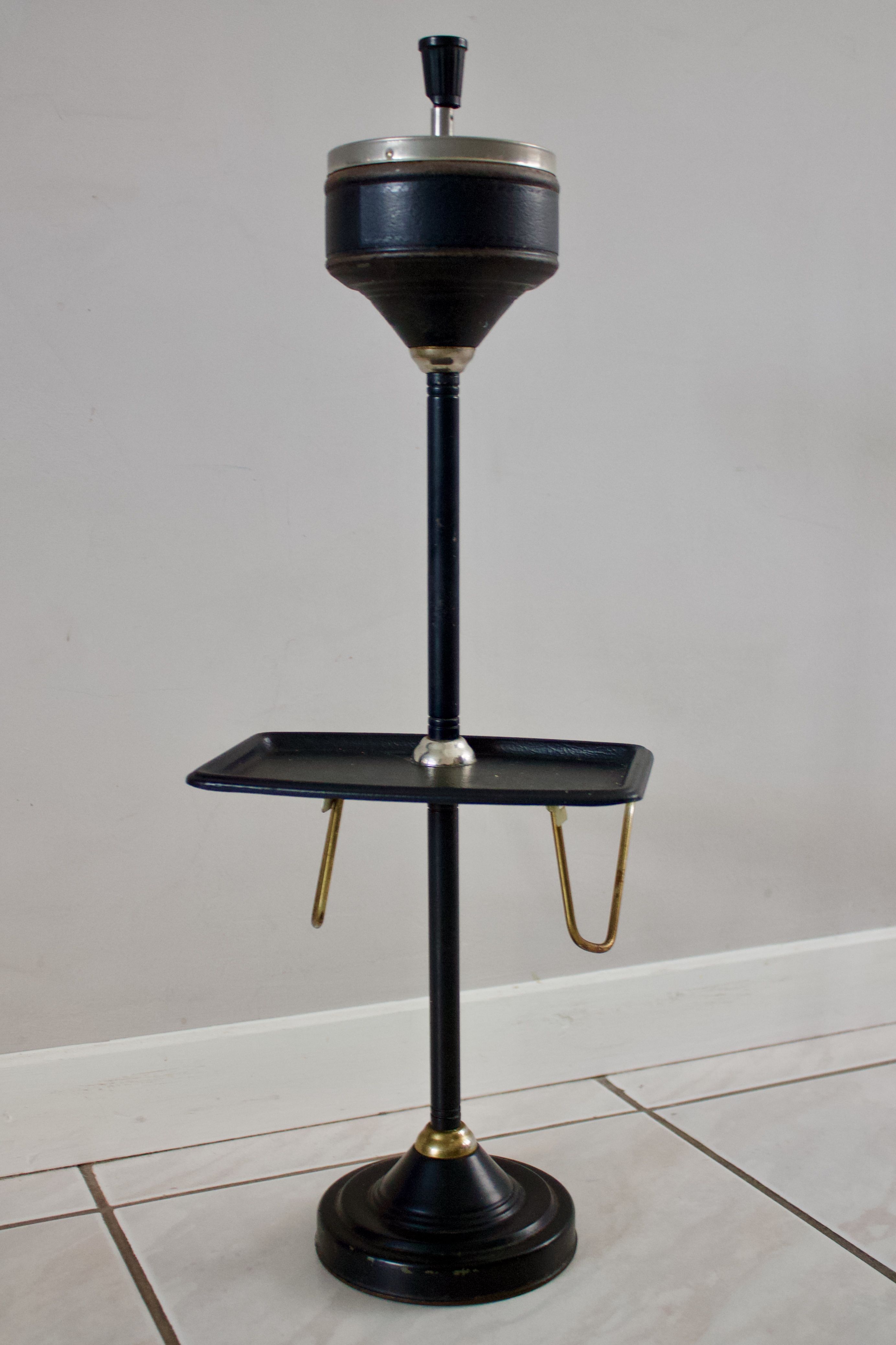 Vintage ashtray on foot