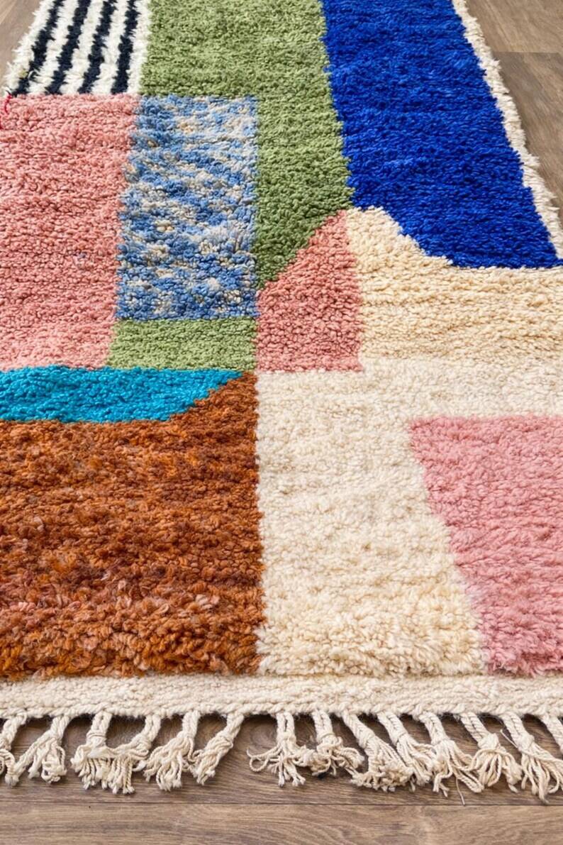 Moroccan wool rug 250cm x 150cm