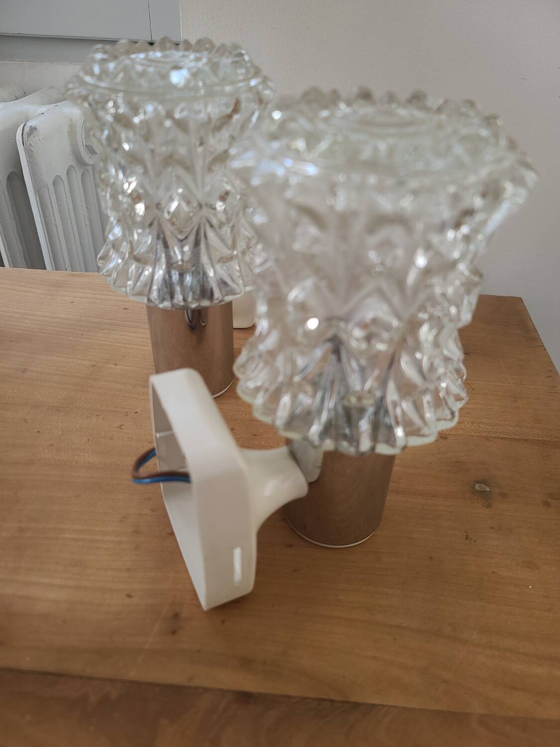 Pair of 1970s crystal wall lights