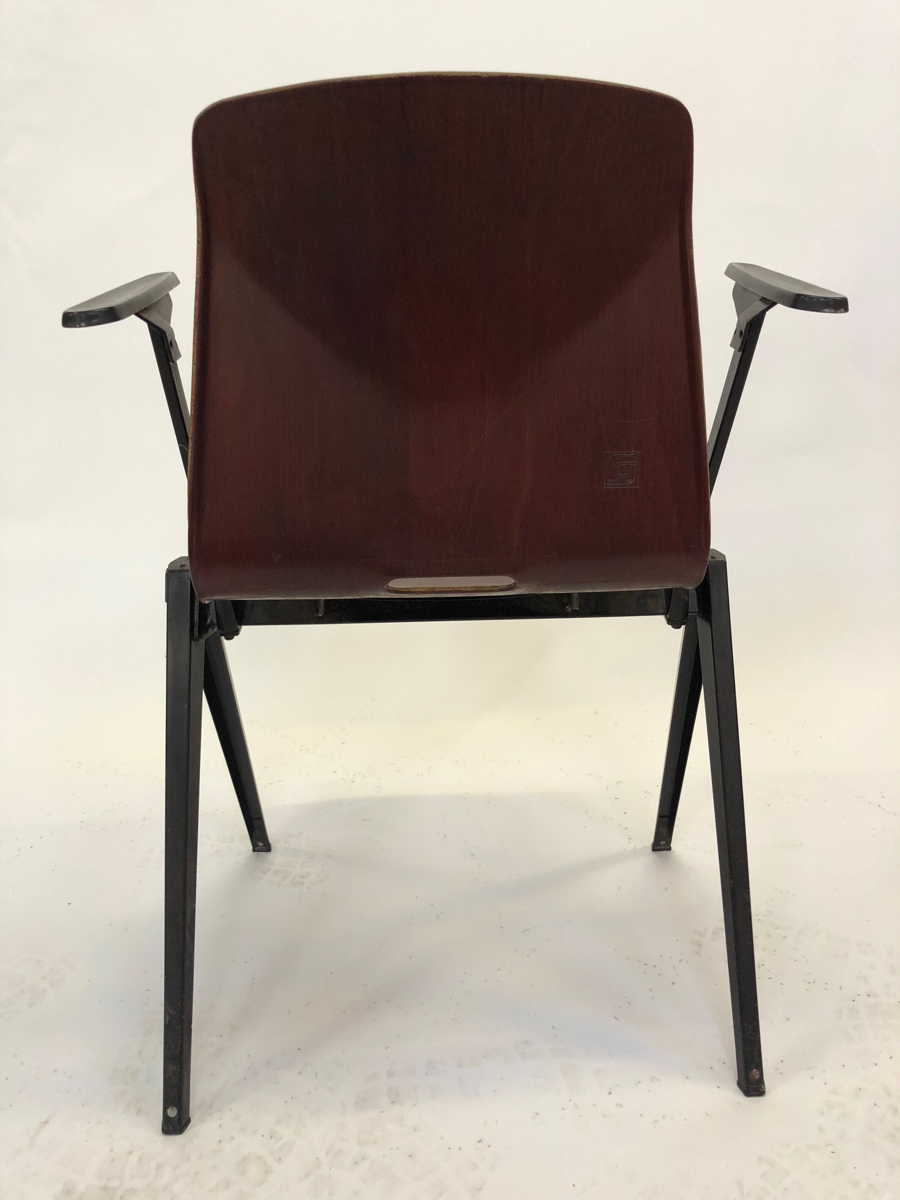 Chair Pagholz Galvanitas S22
