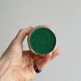 Lightweight metal single-stem vase