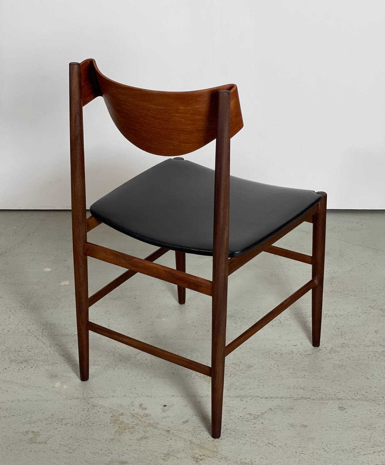 Skulptural Teak Beside Chair Denmark 50s