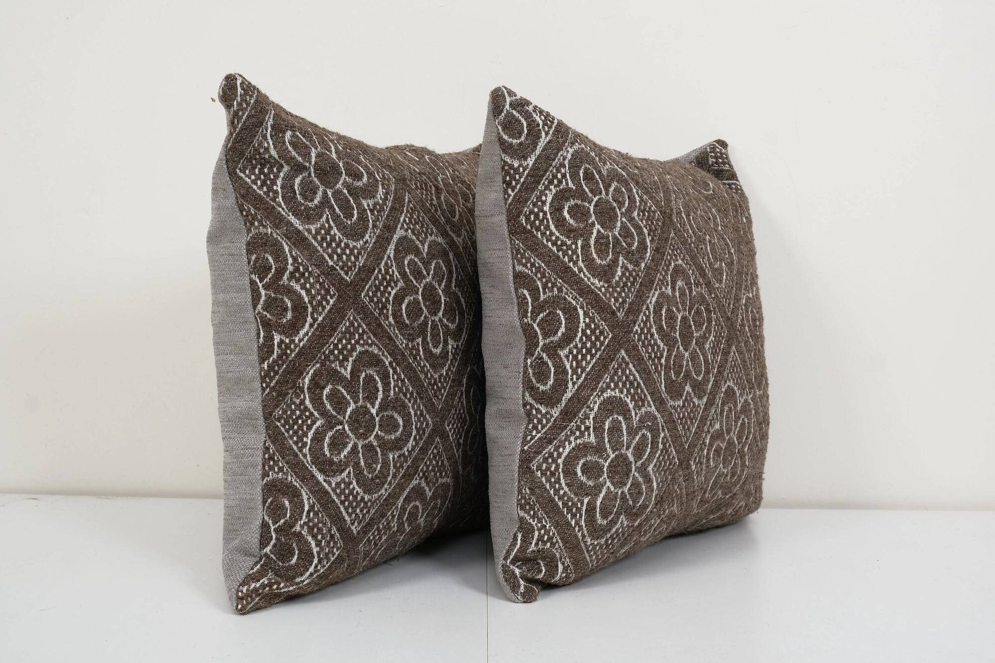 Set of 2 vintage kilim cushion covers 51x51 cm