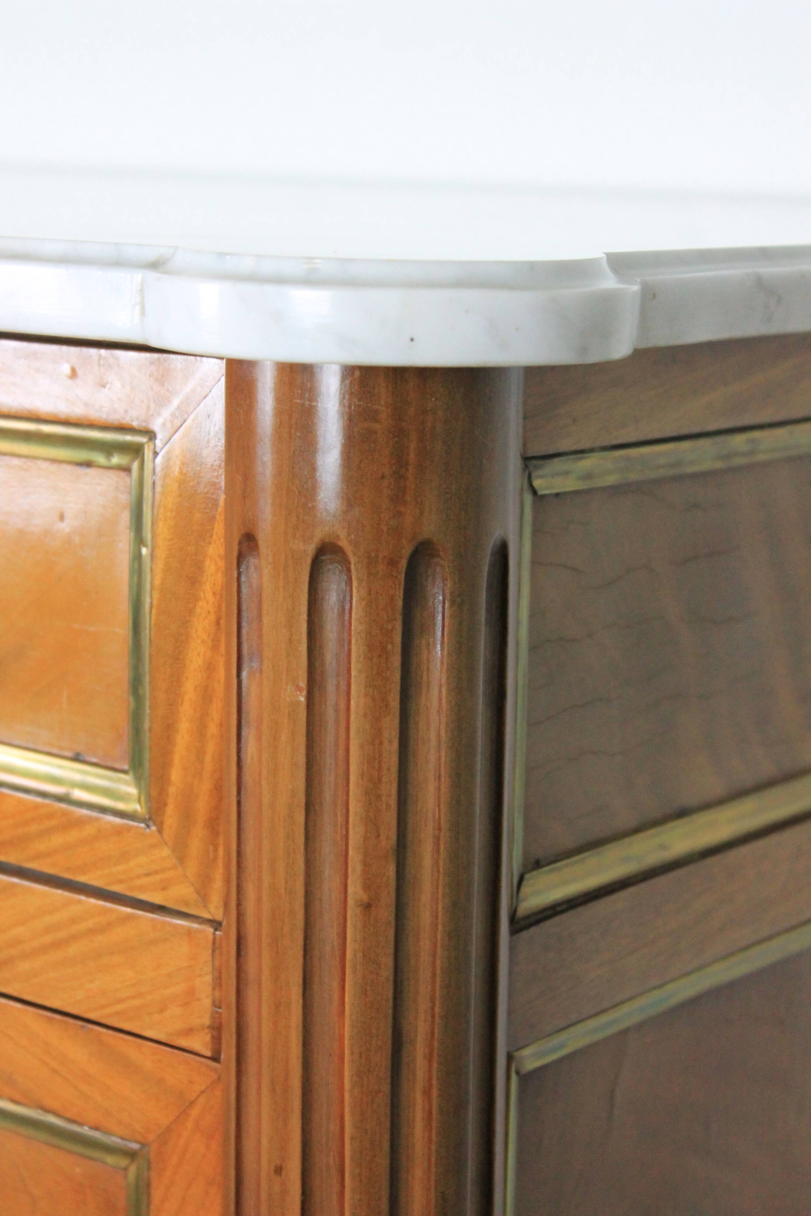 Louis XVI chest of drawers