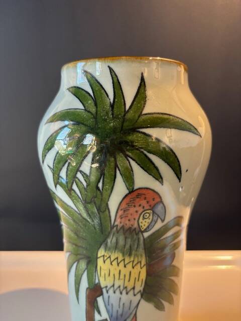 Parrot vase