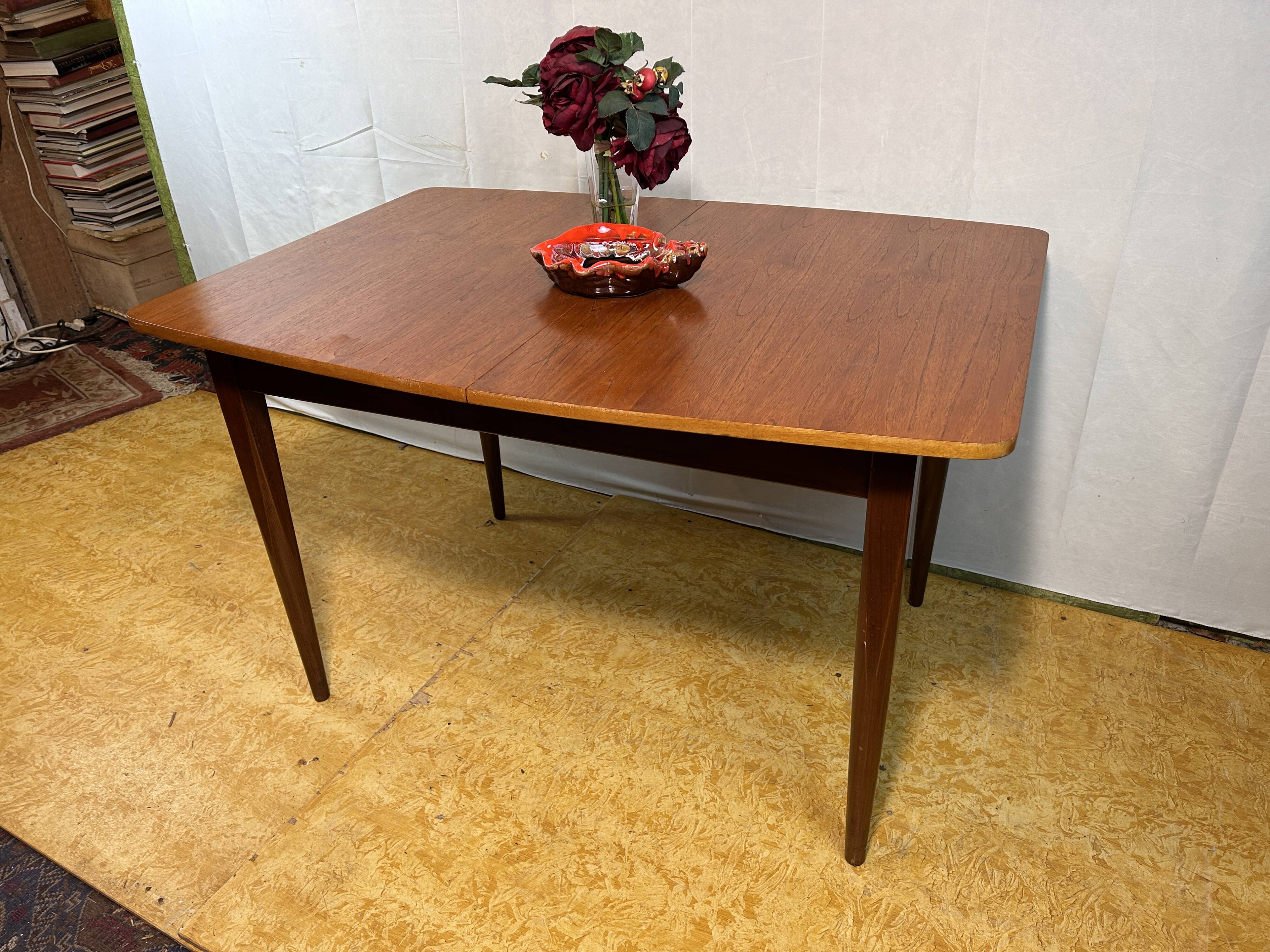 Mid Century retro vintage teak extending dining table by Elliots of Newbury 1960